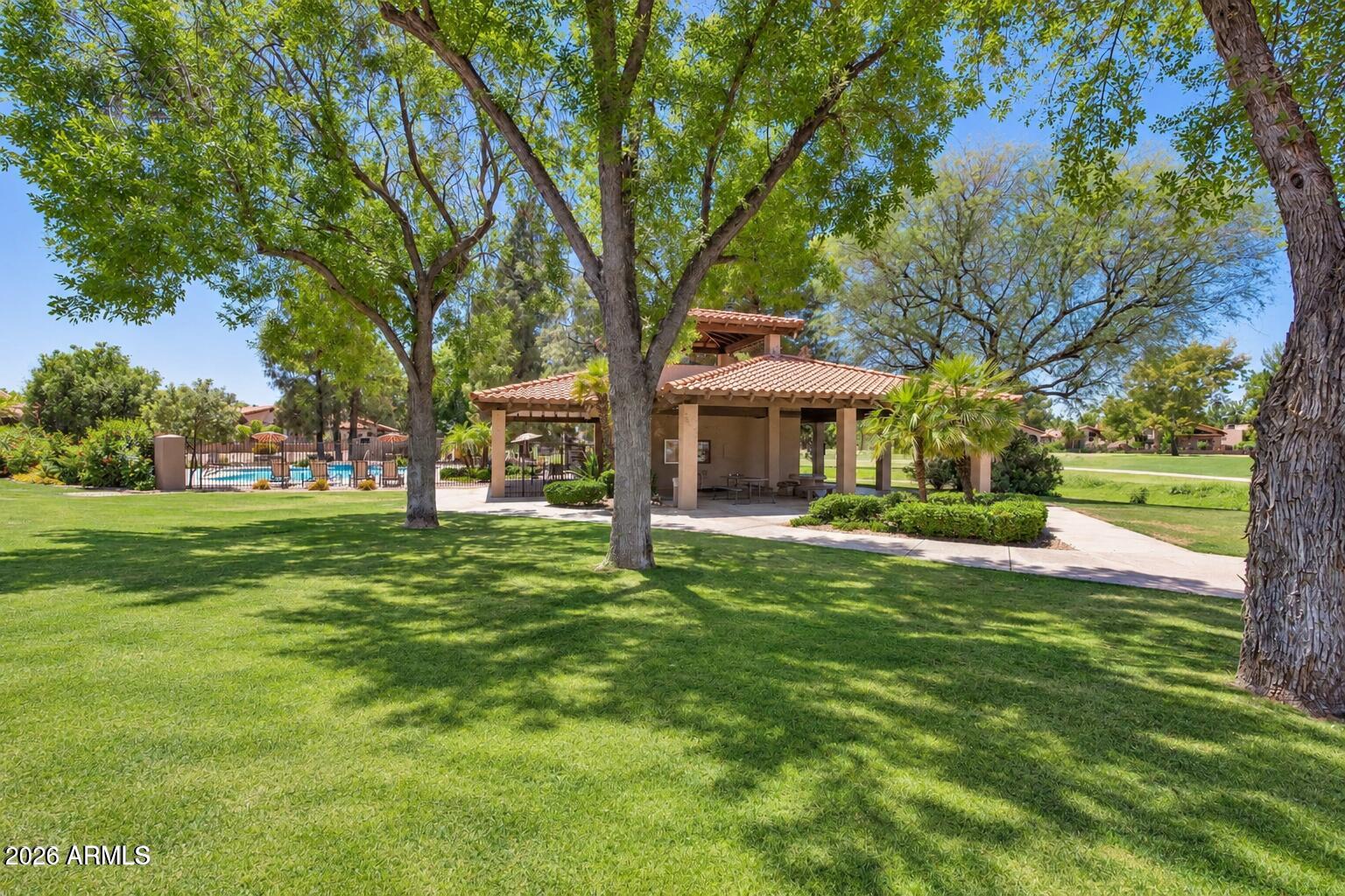 11809 N 40TH Place