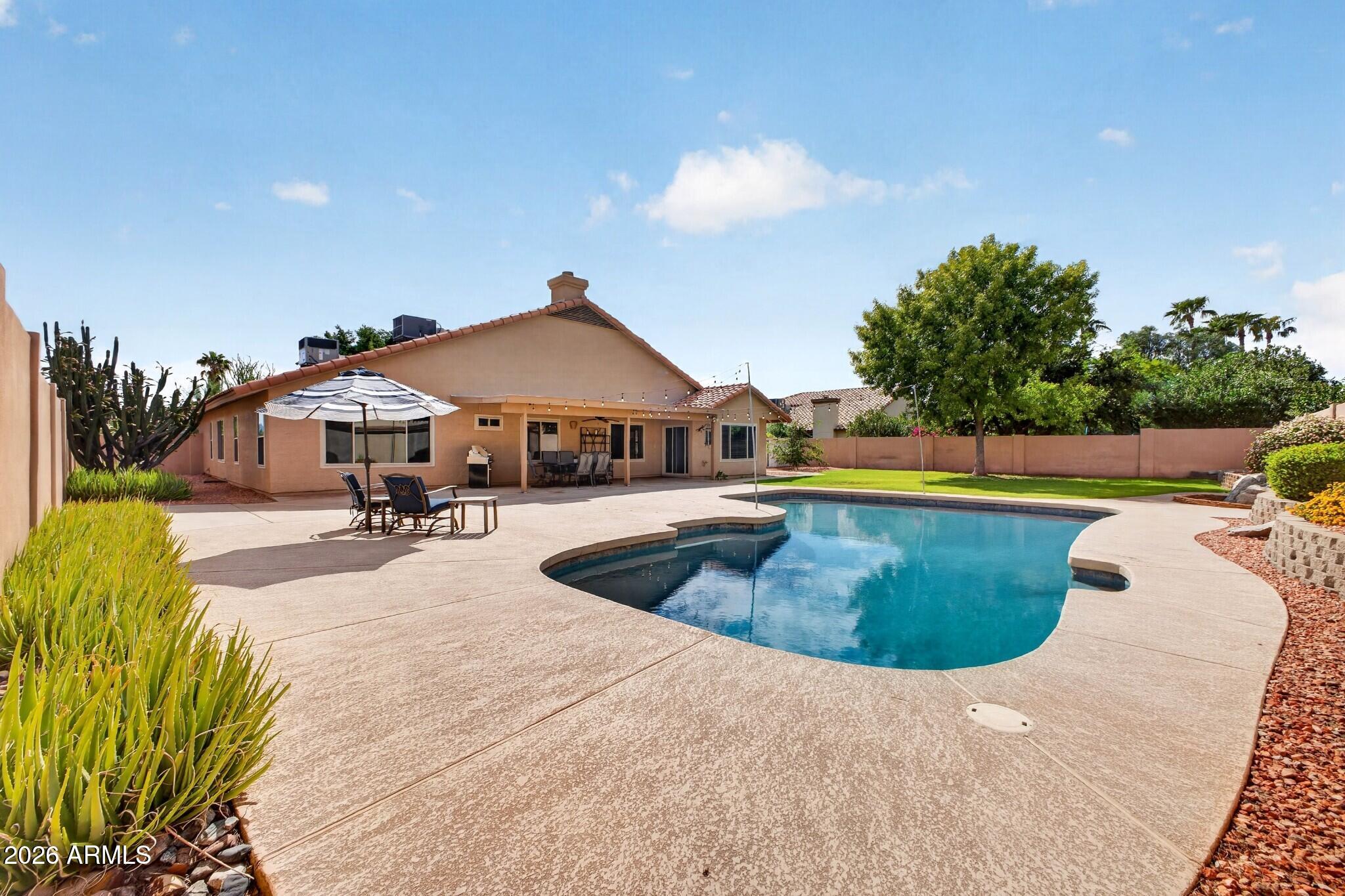 4624 E MARILYN Road