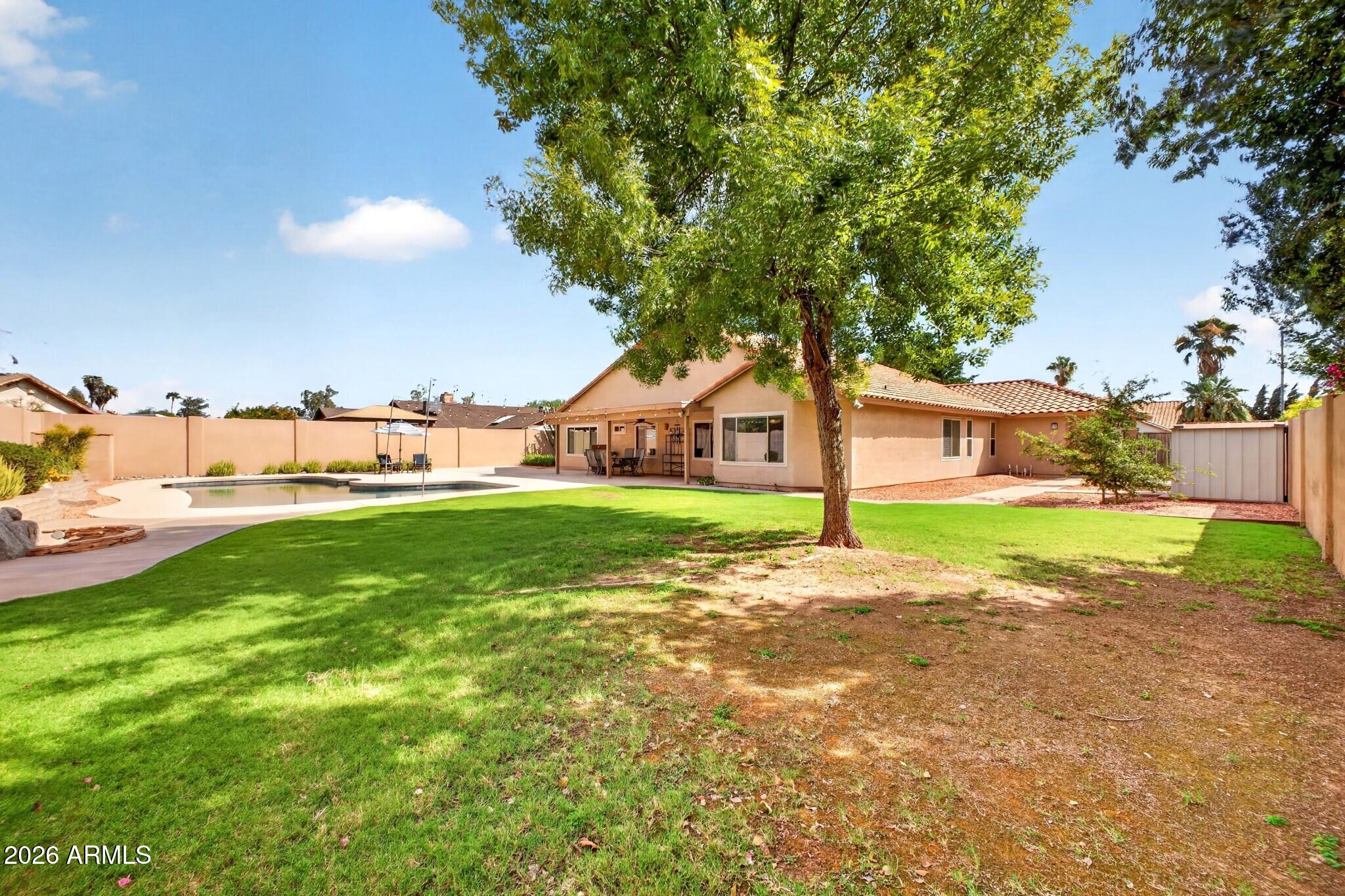 4624 E MARILYN Road