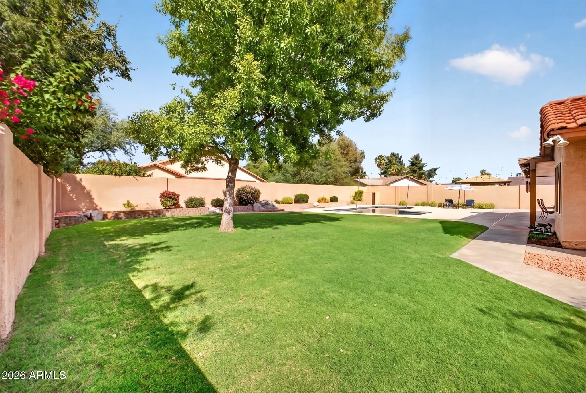 4624 E MARILYN Road