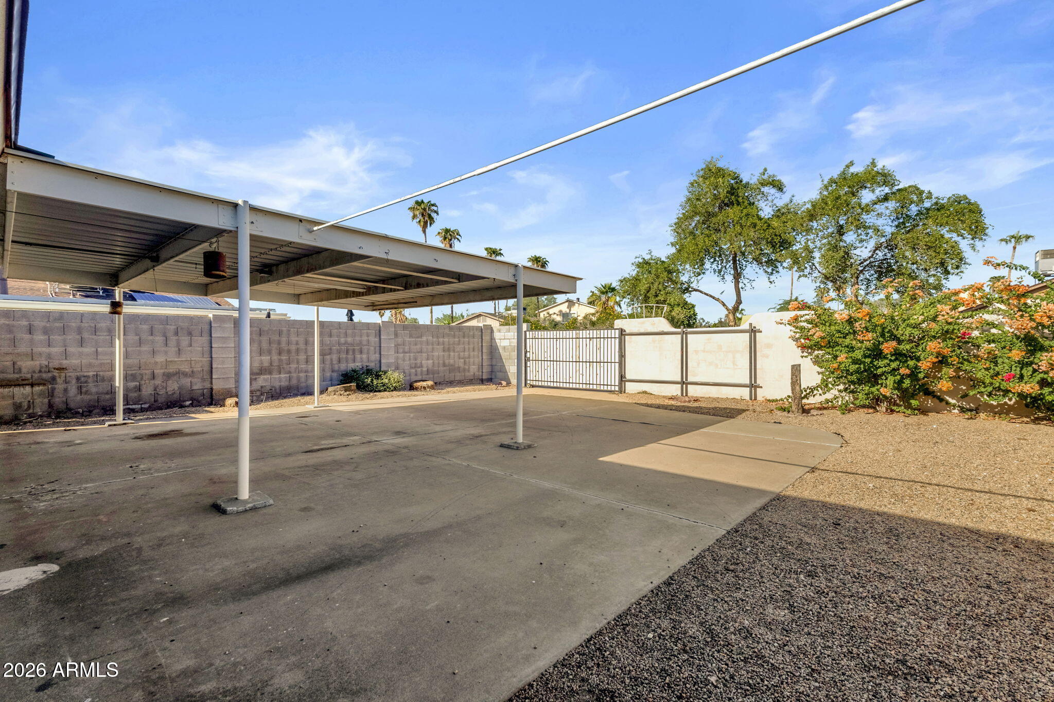 3526 E ANDERSON Drive