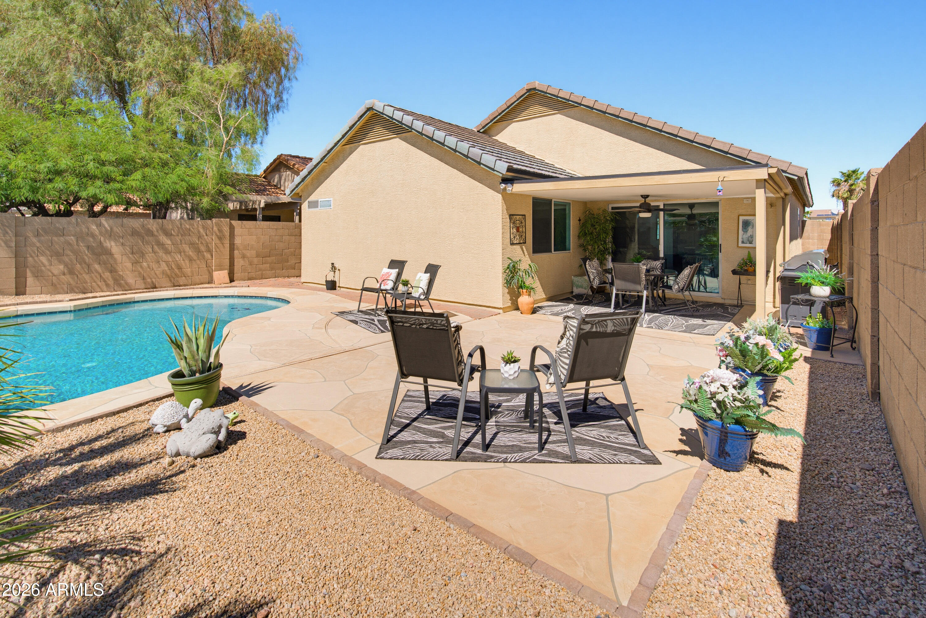 3007 W Zachary Drive