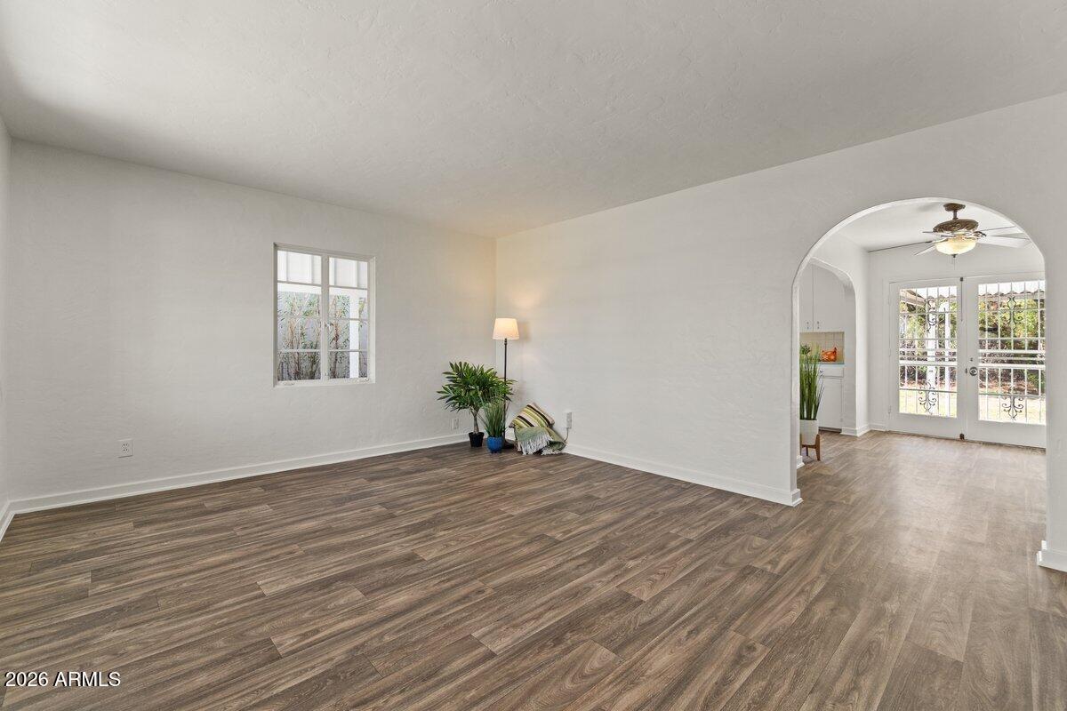 4530 N 10TH Street