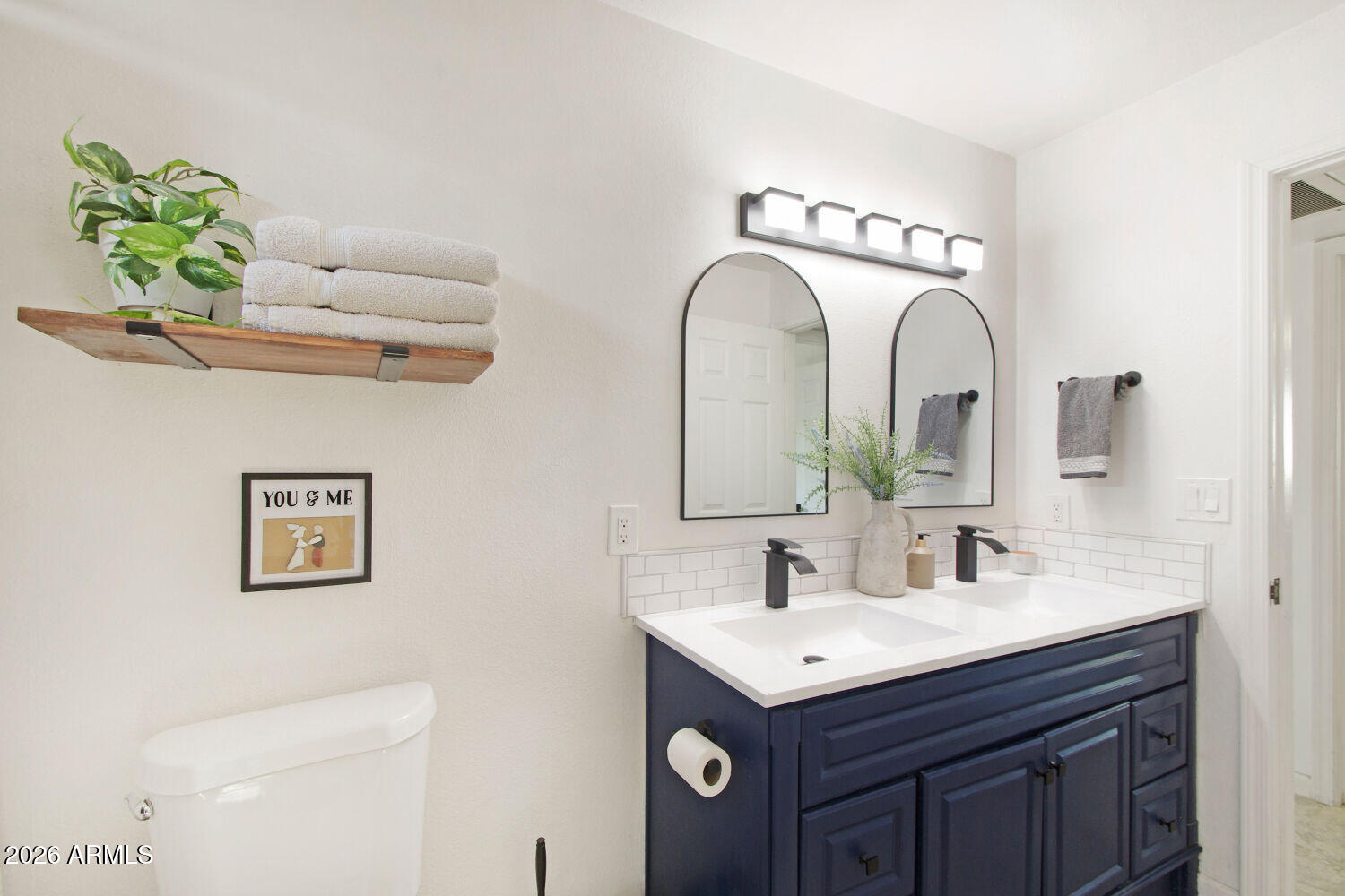 2241 W MICHELLE Drive