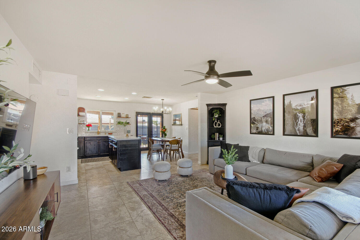 2241 W MICHELLE Drive