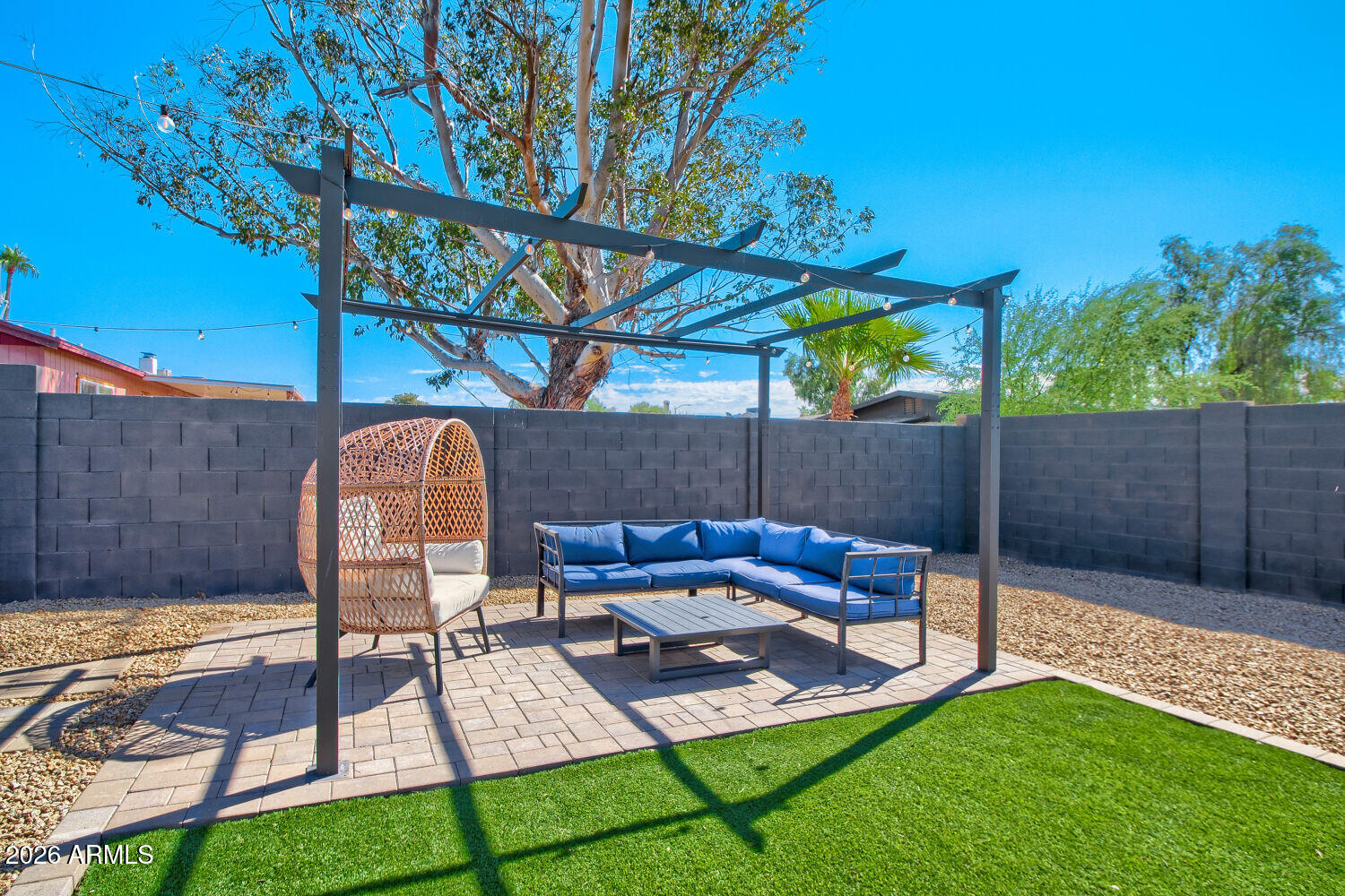 2241 W MICHELLE Drive