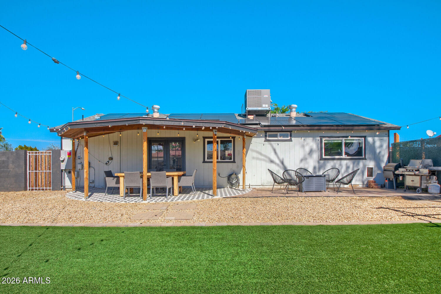 2241 W MICHELLE Drive