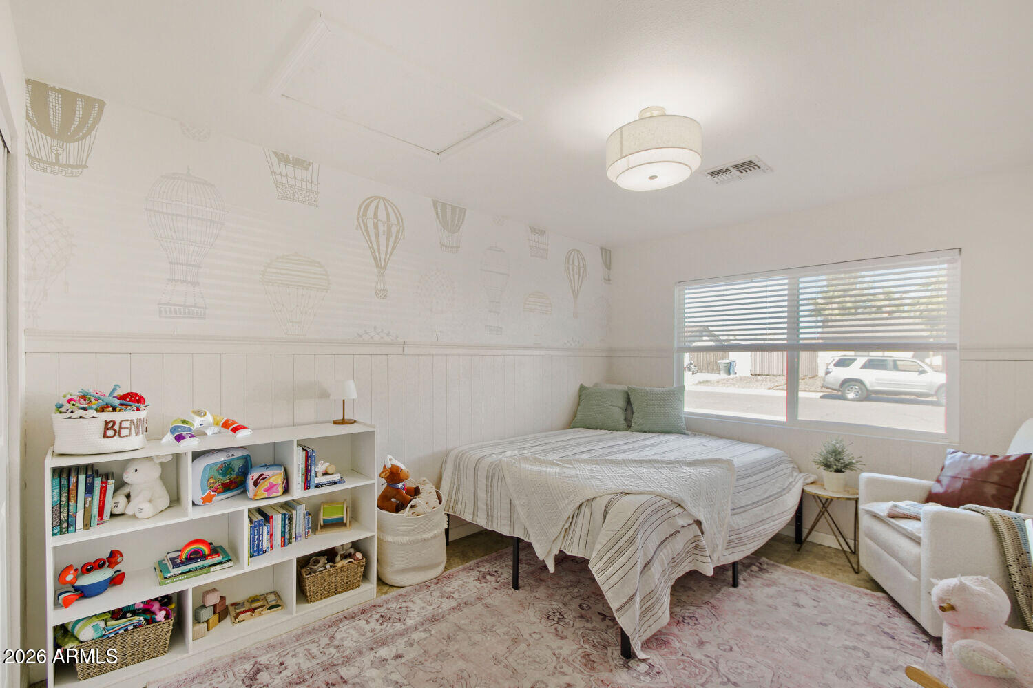 2241 W MICHELLE Drive