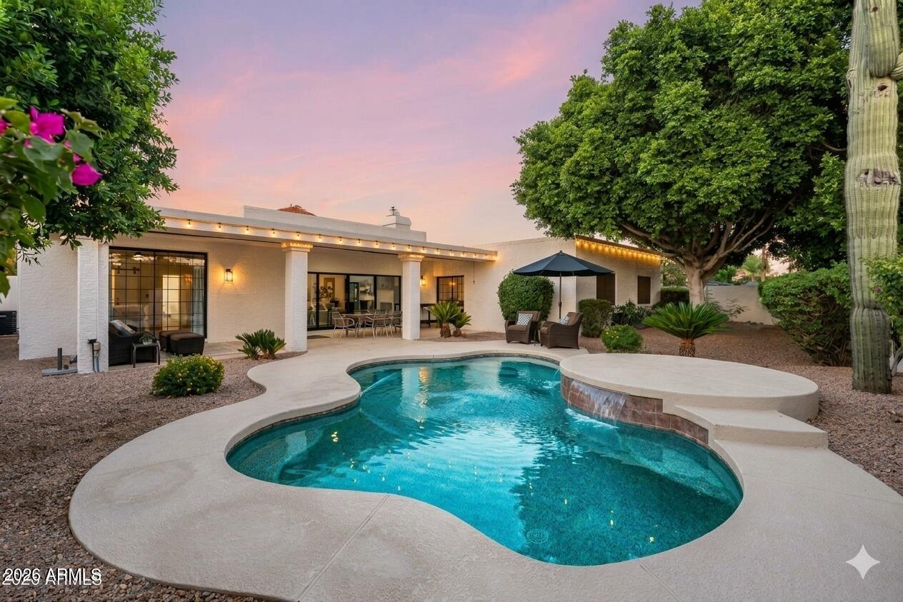 10945 E SAN SALVADOR Drive
