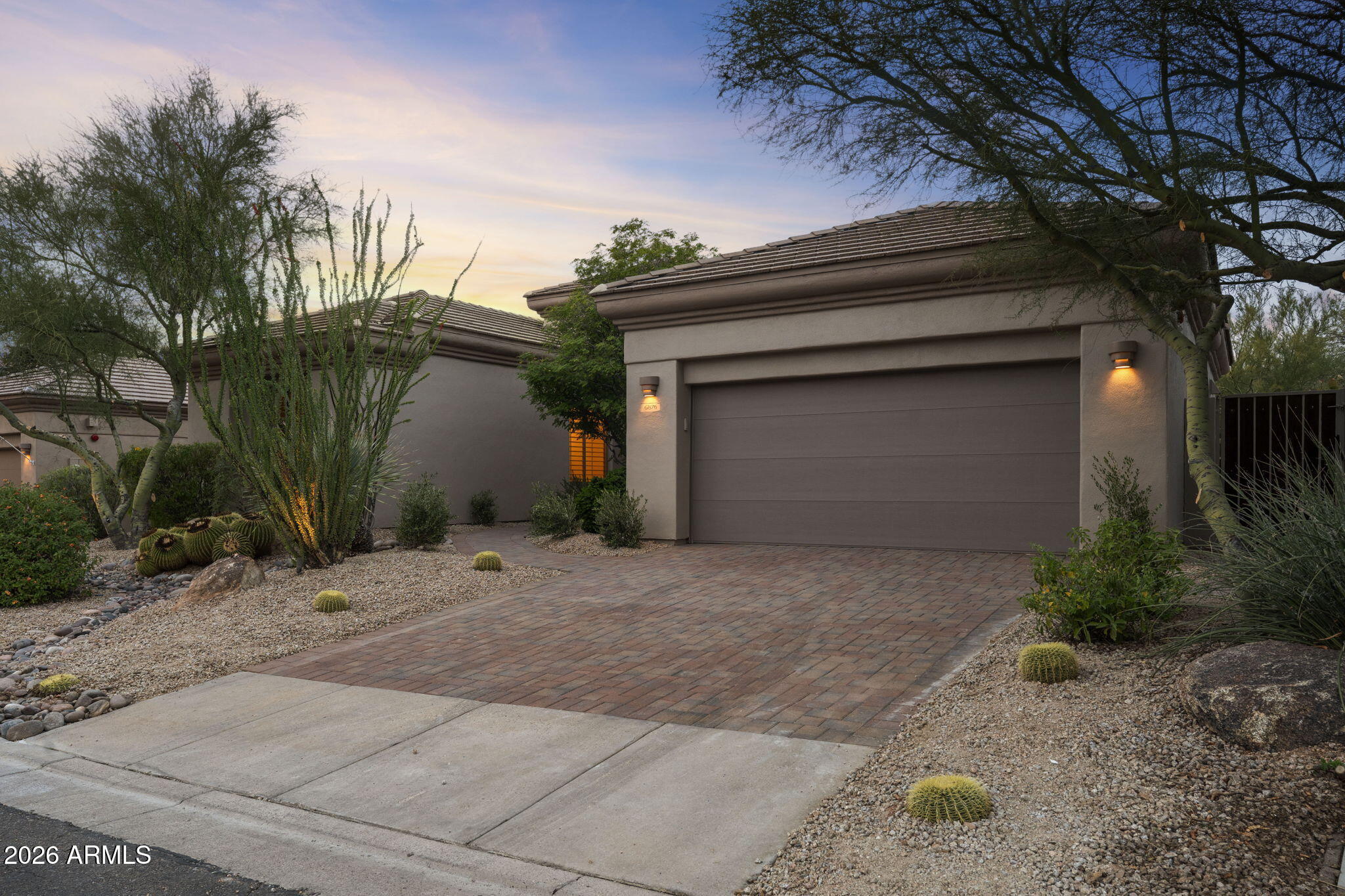 6876 E MIGHTY SAGUARO Way