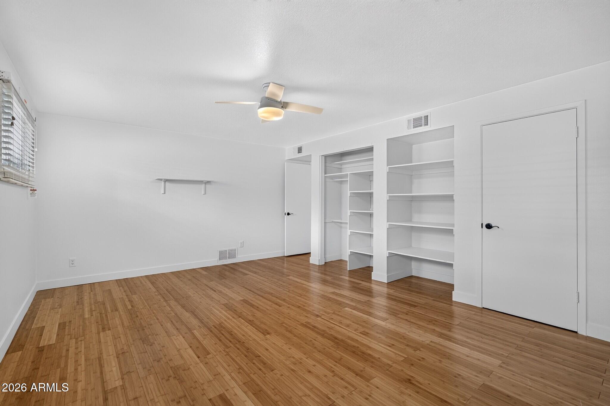 2628 N 49TH Place