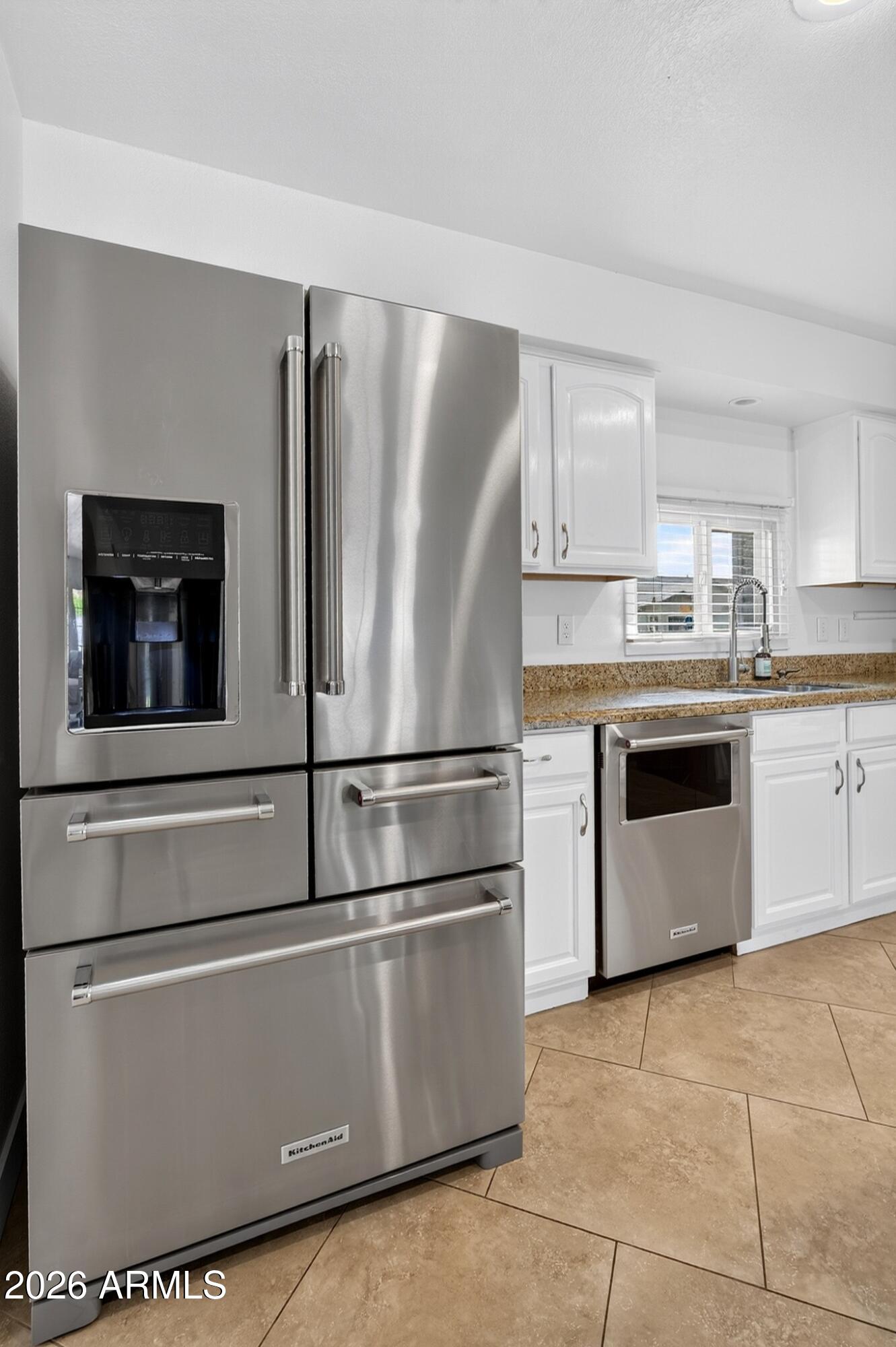 2628 N 49TH Place