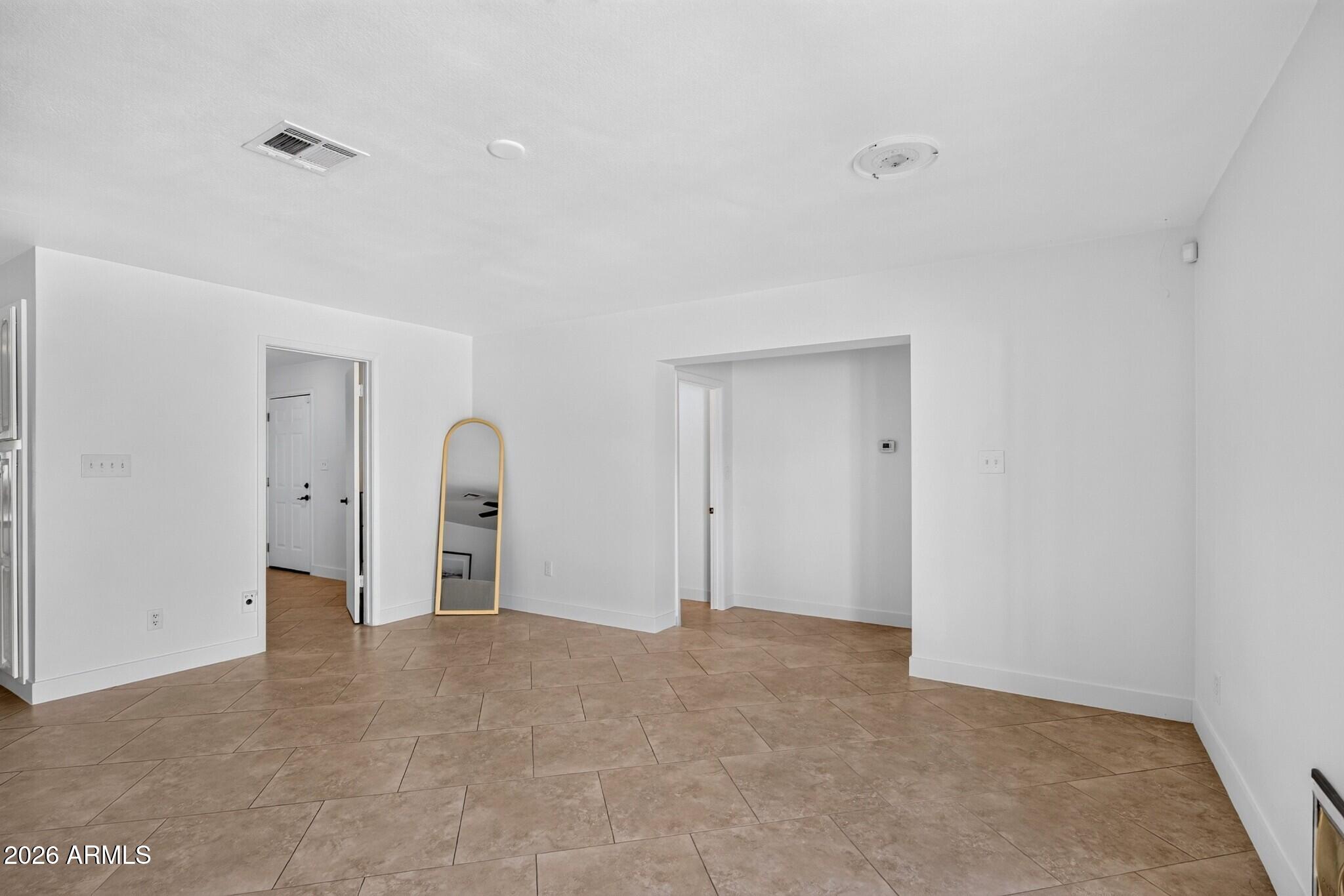 2628 N 49TH Place