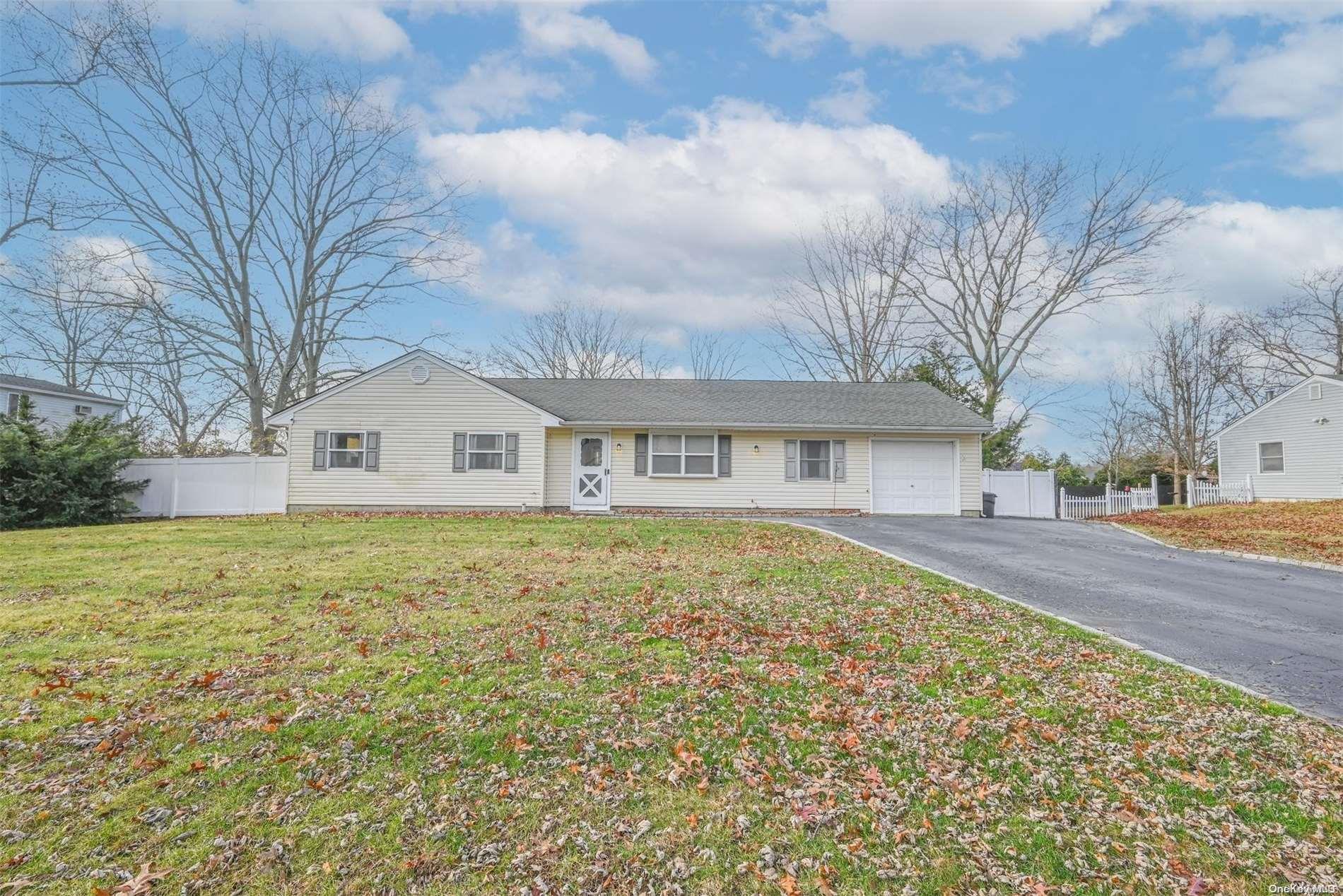 20 Felway Drive