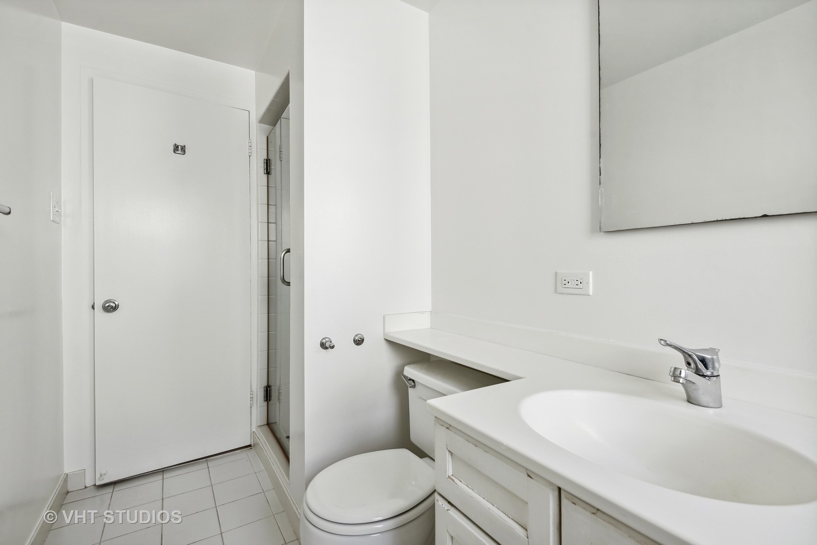 1508 Hinman Avenue Unit: 7D