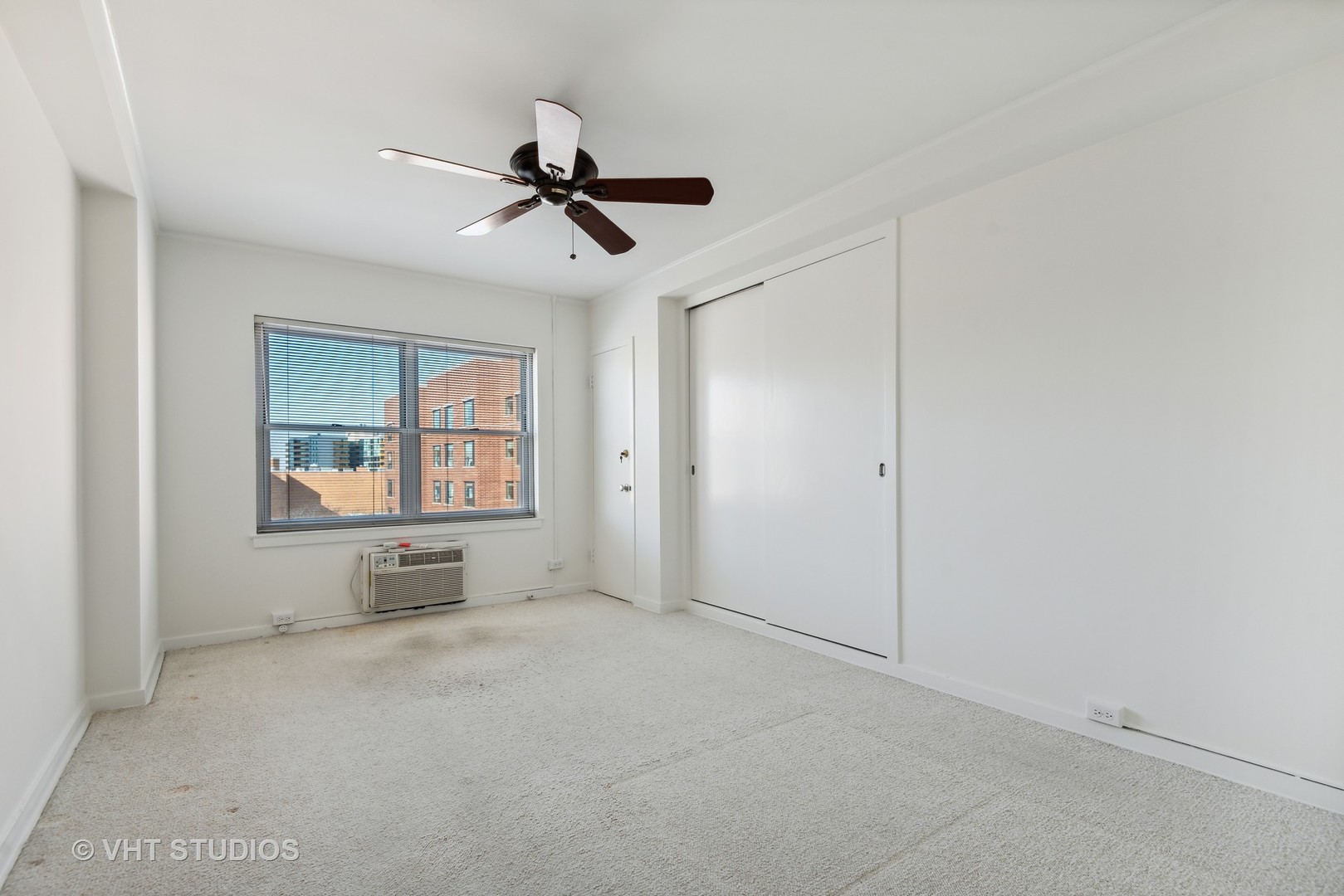 1508 Hinman Avenue Unit: 7D