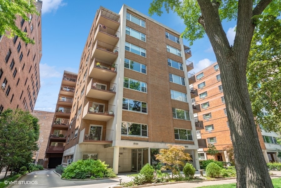 1508 Hinman Avenue Unit: 7D