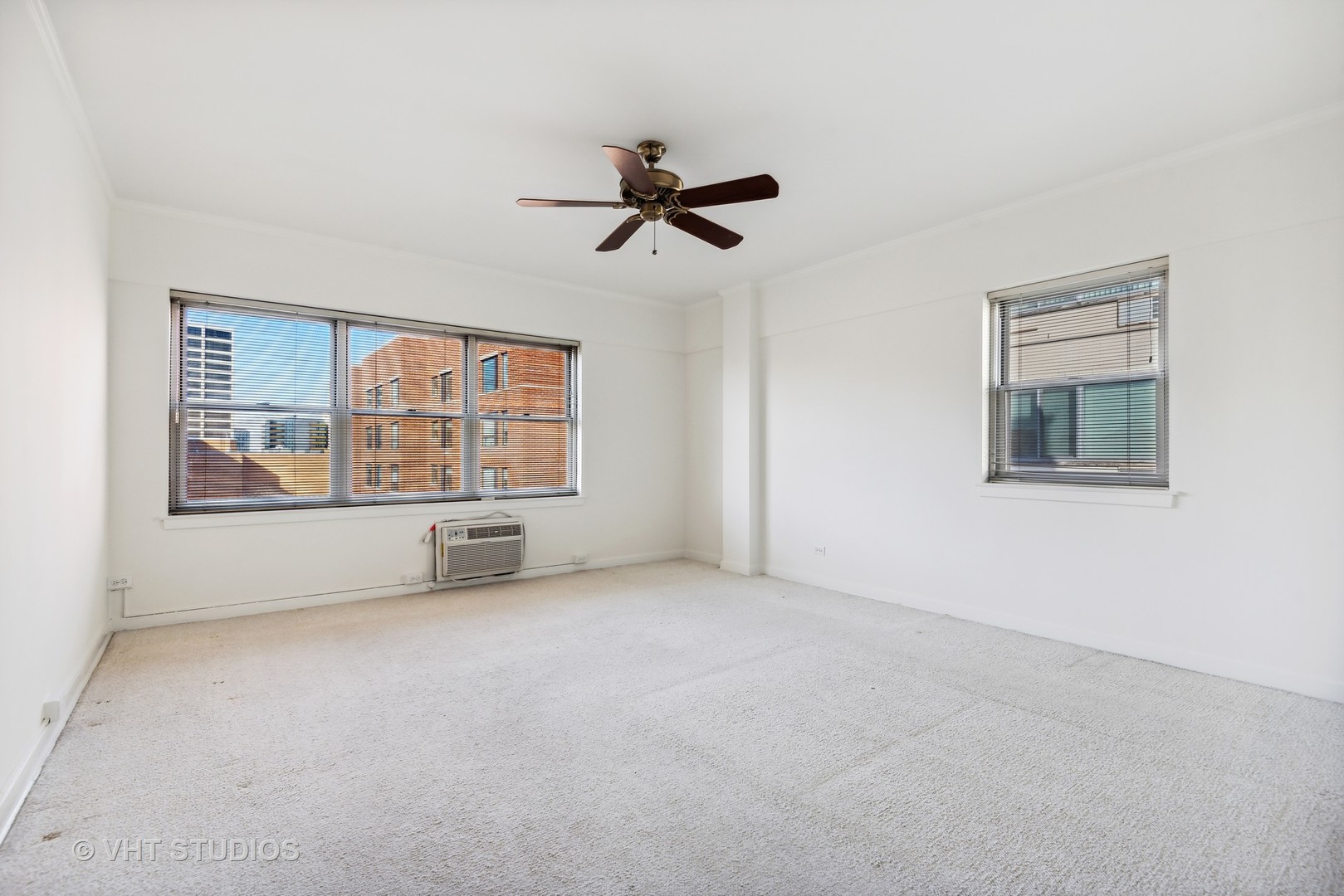 1508 Hinman Avenue Unit: 7D