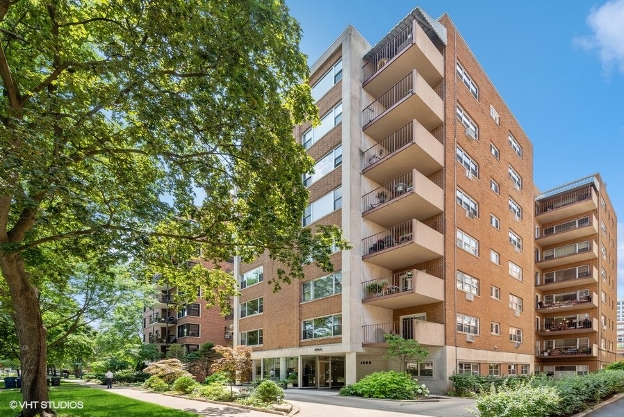 1508 Hinman Avenue Unit: 7D