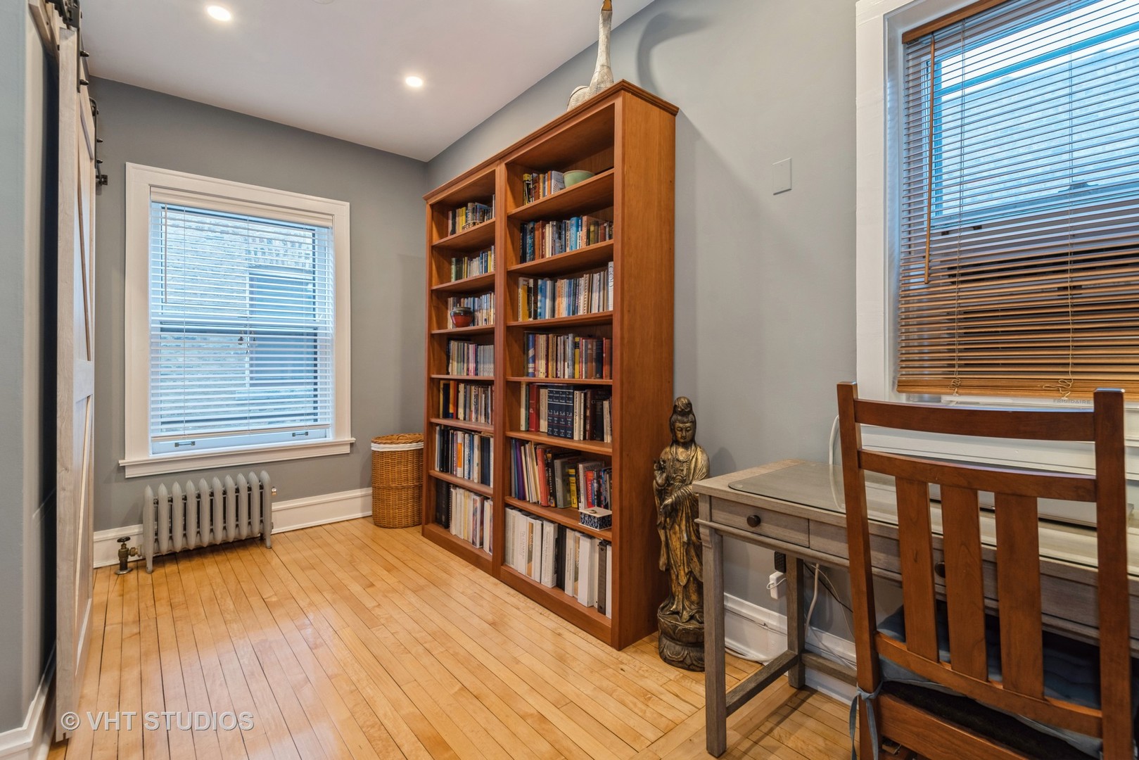 802 Forest Avenue Unit: 3