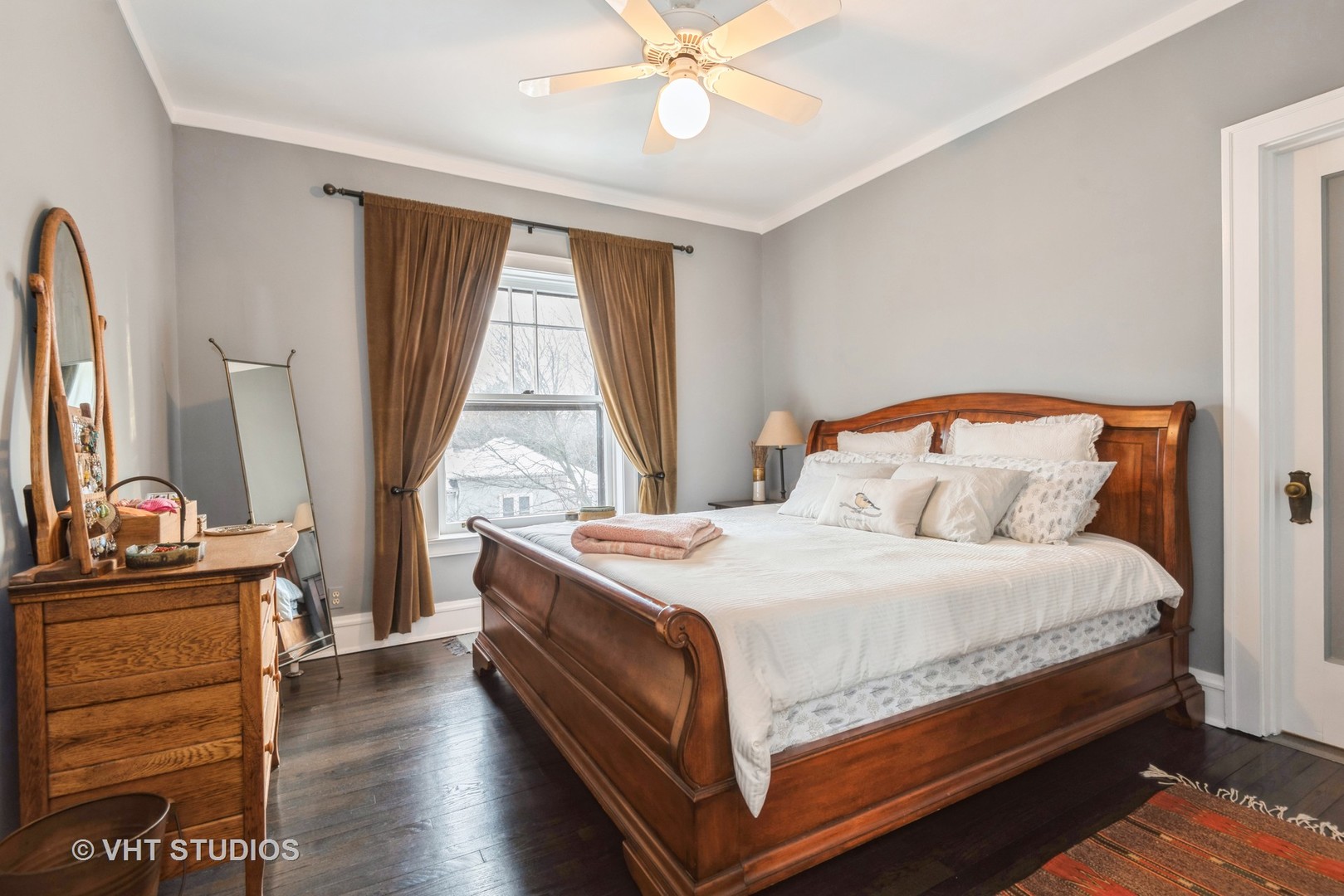 802 Forest Avenue Unit: 3