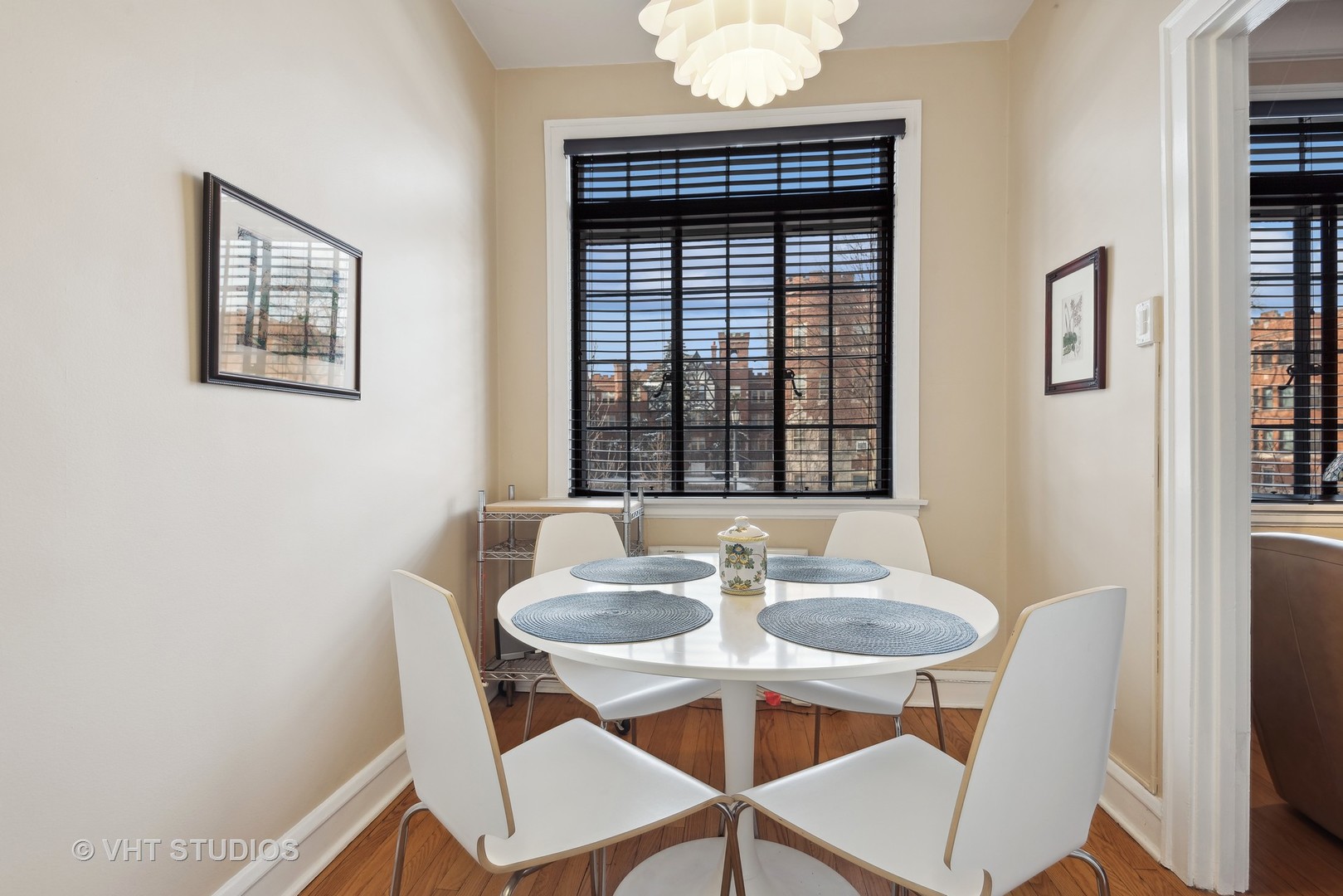 734 Noyes Street Unit: P1