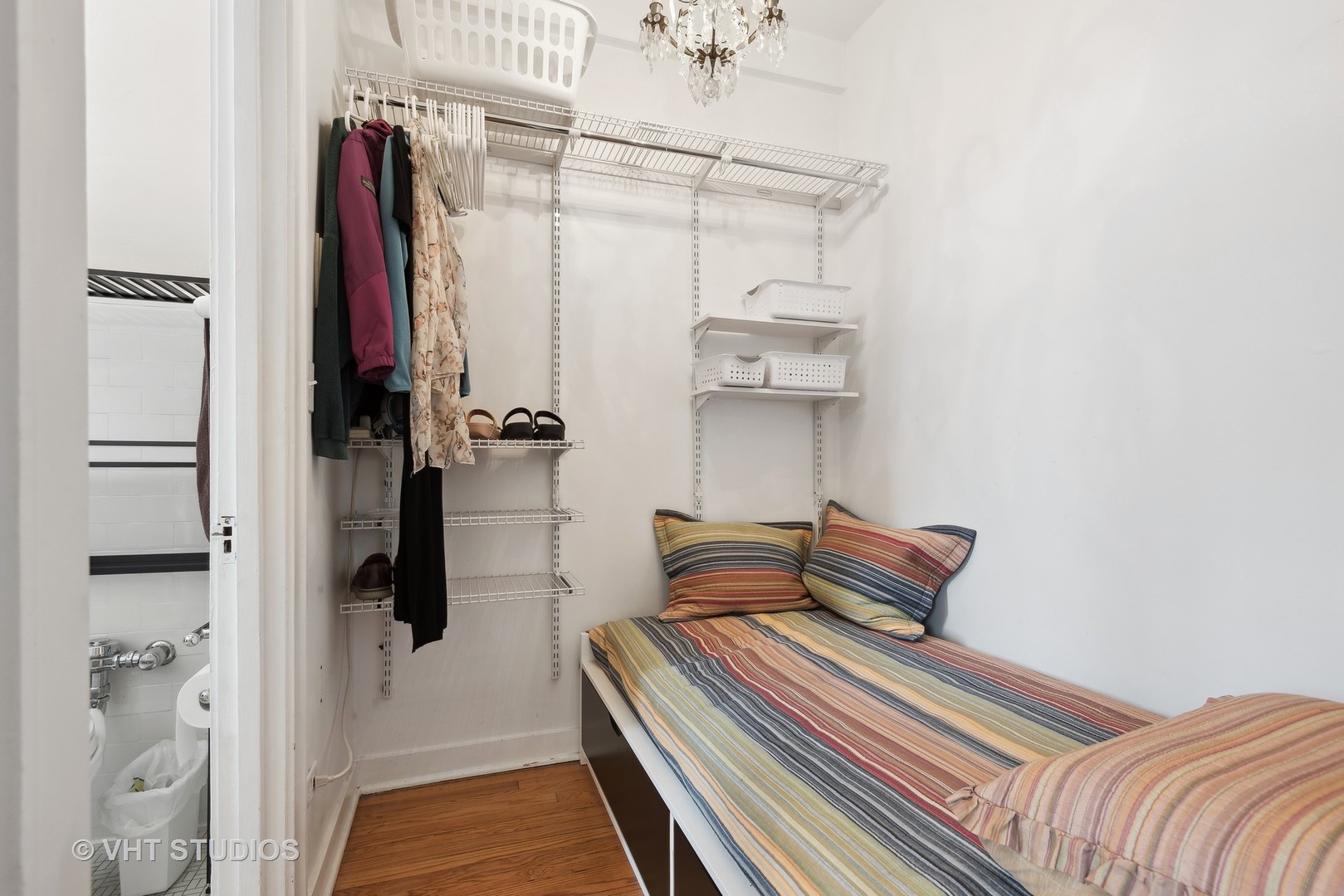 734 Noyes Street Unit: P1