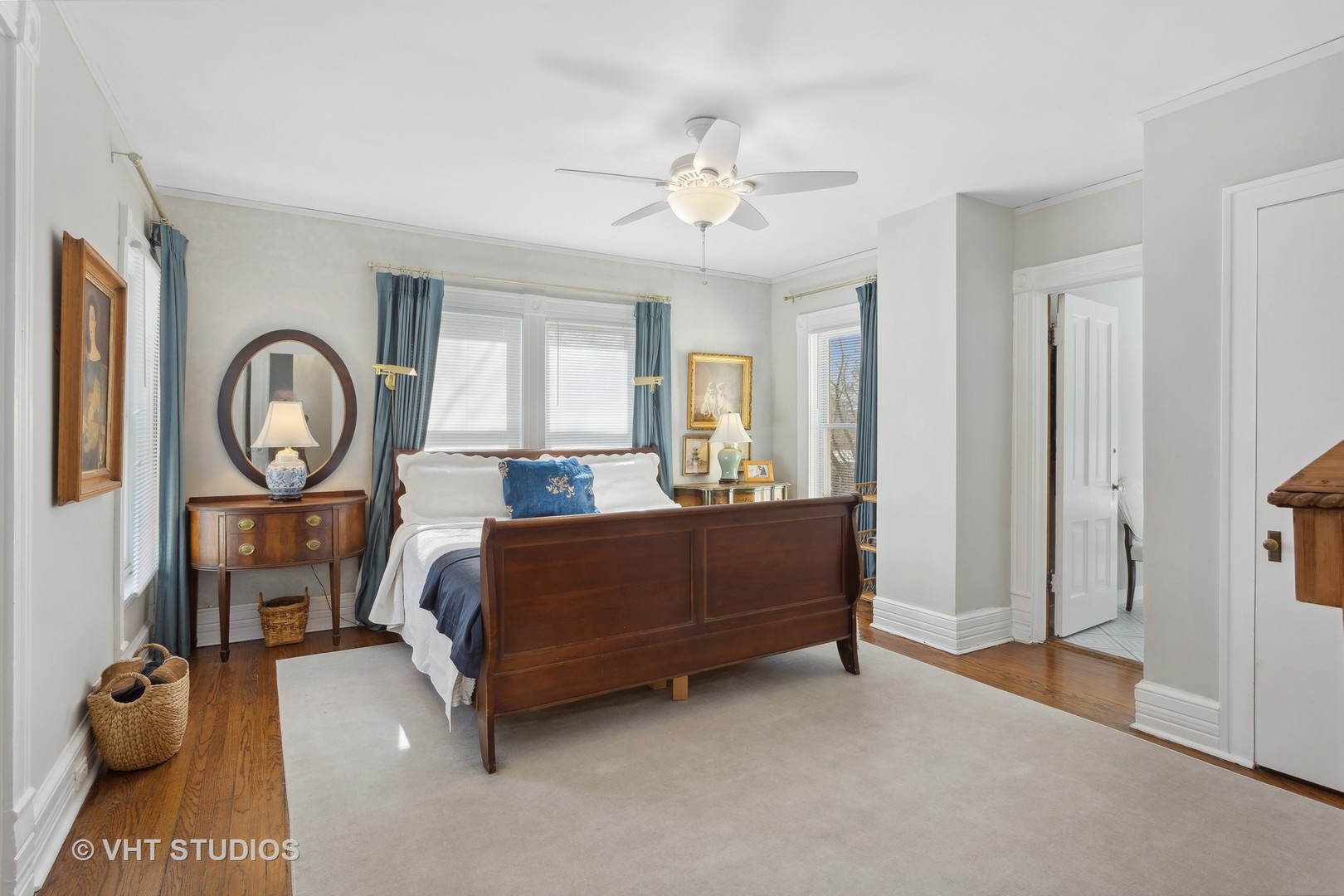 930 Ridge Avenue