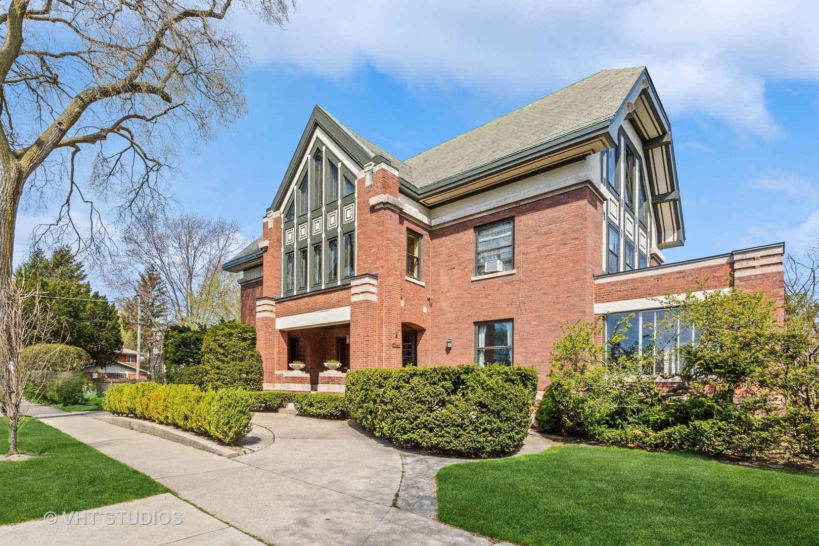 1000 Forest Avenue