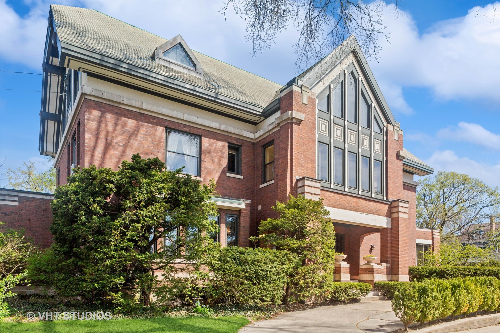 1000 Forest Avenue