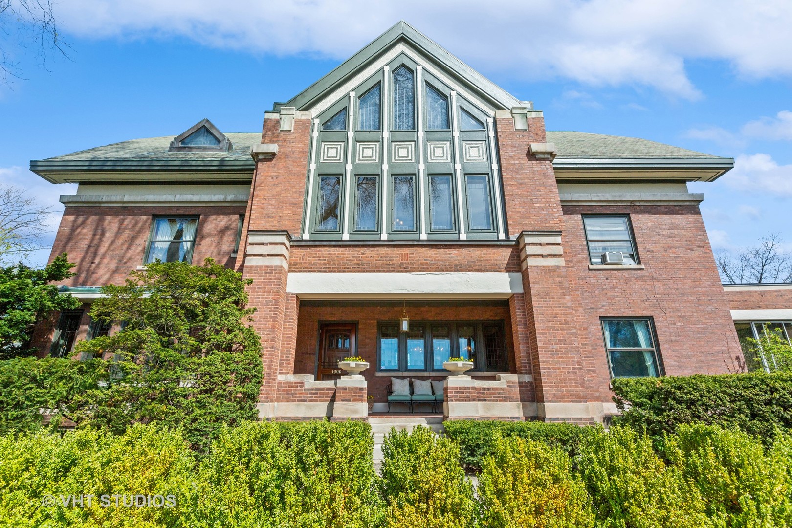 1000 Forest Avenue