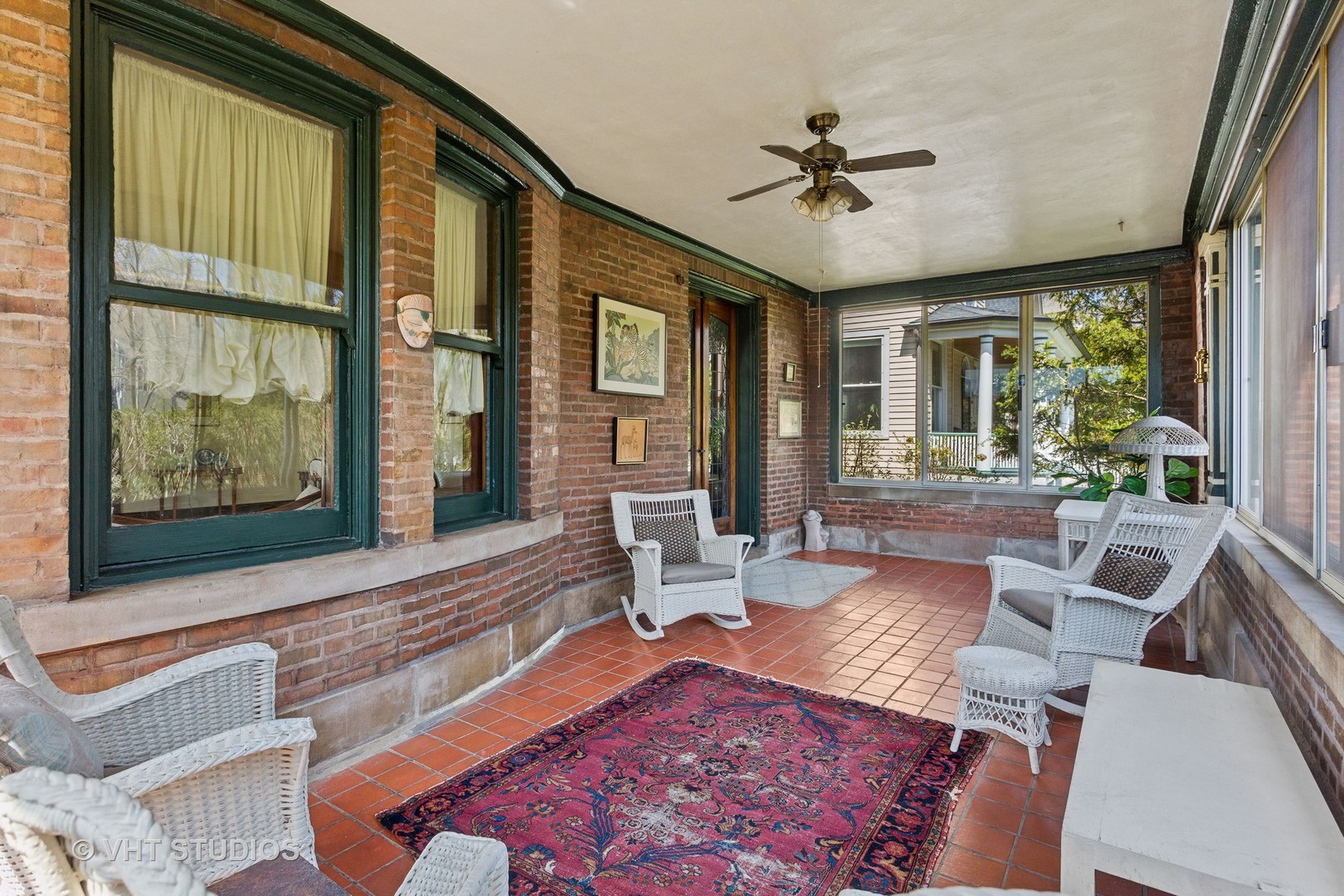 1000 Forest Avenue