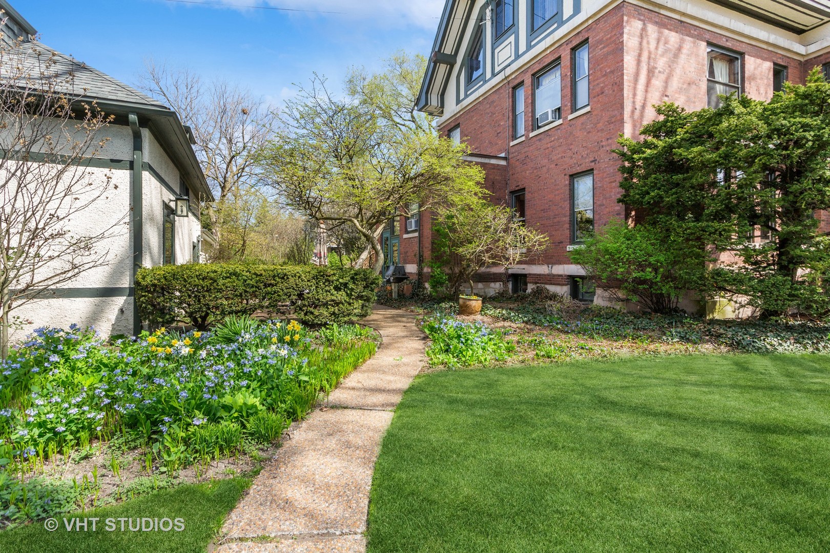 1000 Forest Avenue