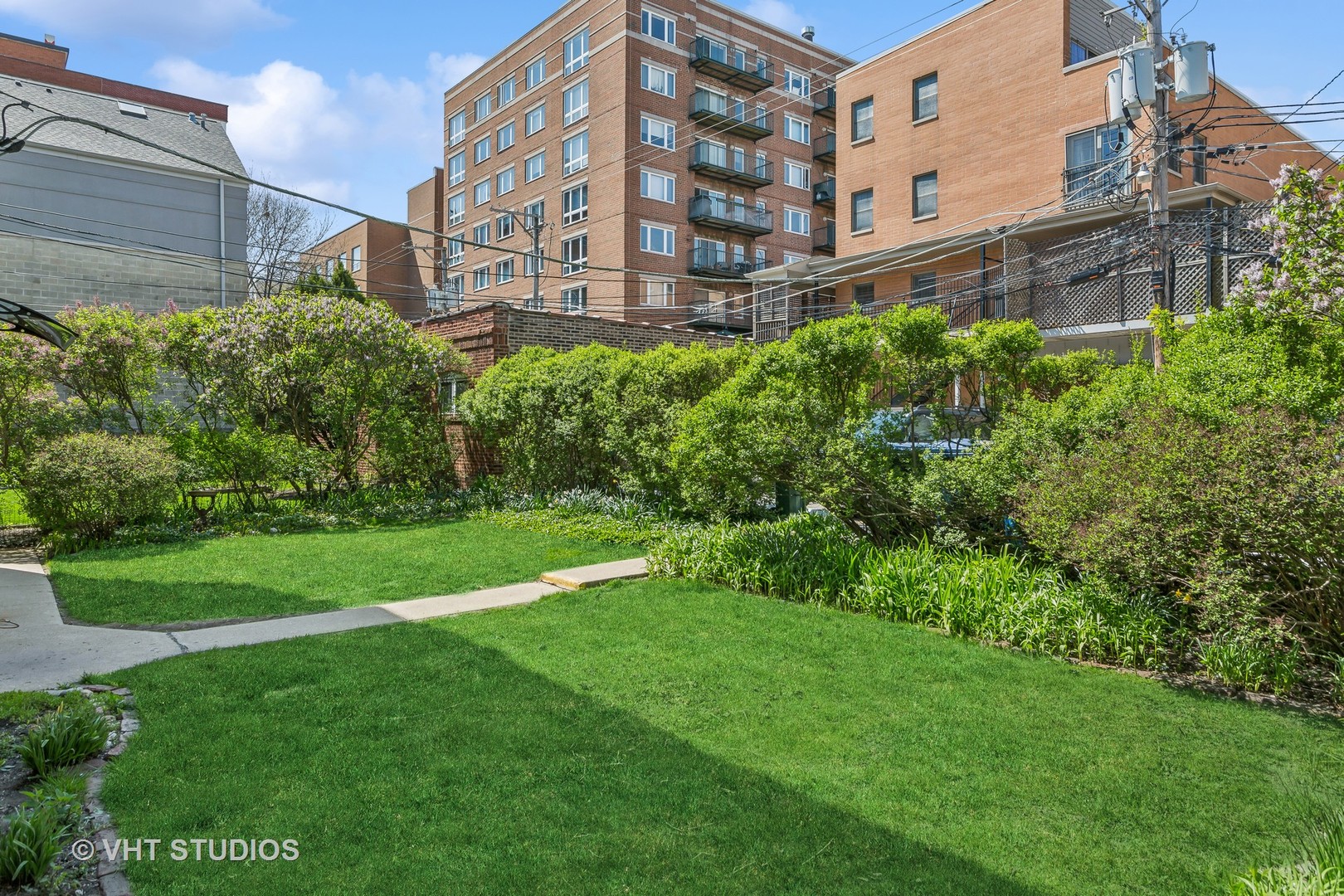 822 Hinman Avenue Unit: 3S
