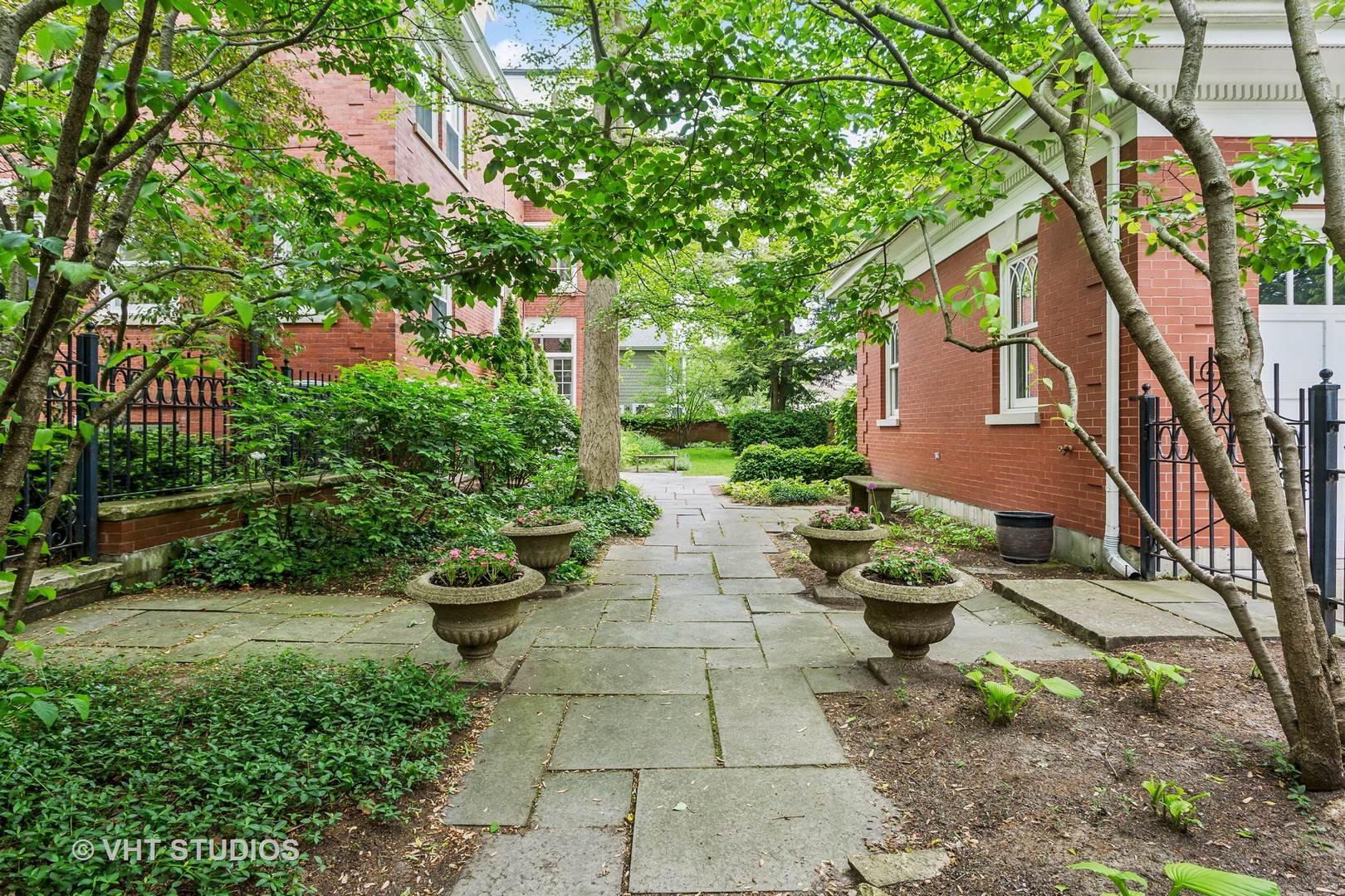 330 Greenwood Street