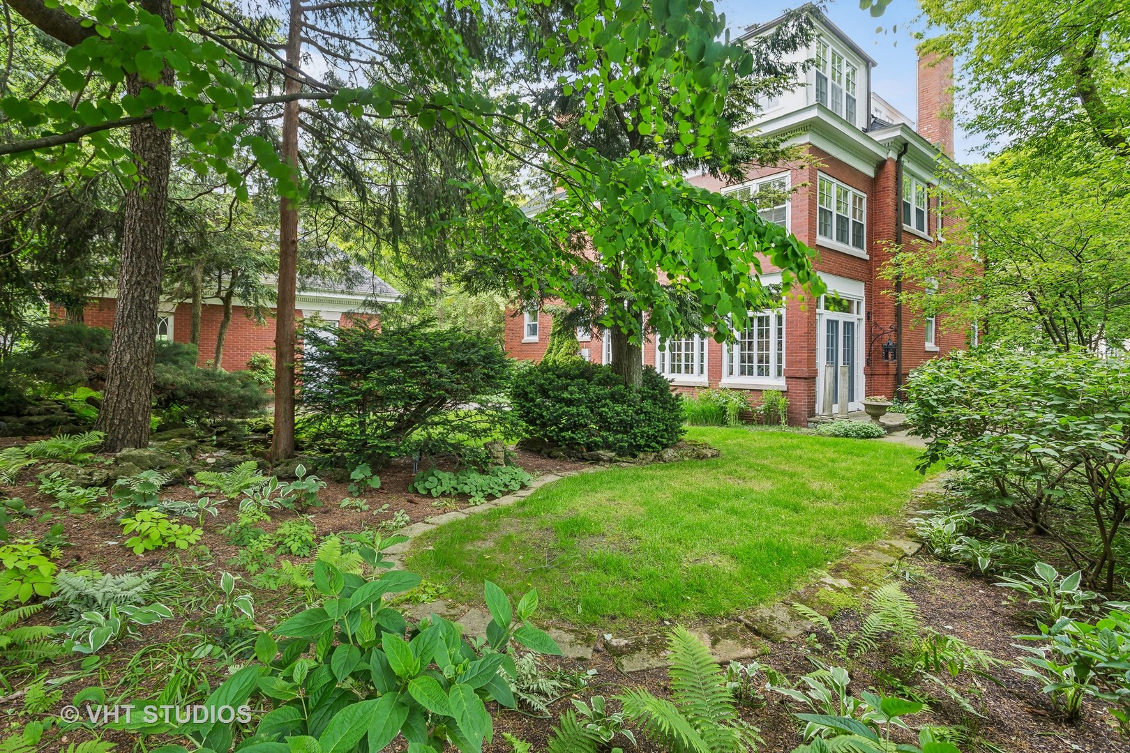 330 Greenwood Street