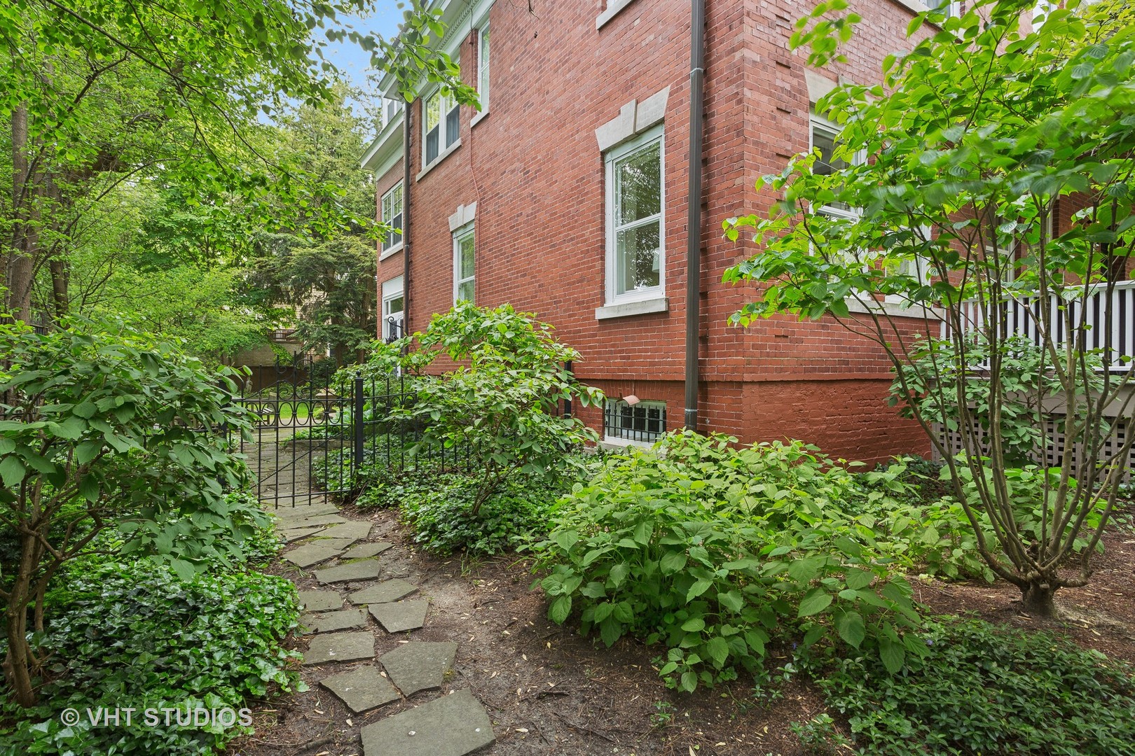 330 Greenwood Street