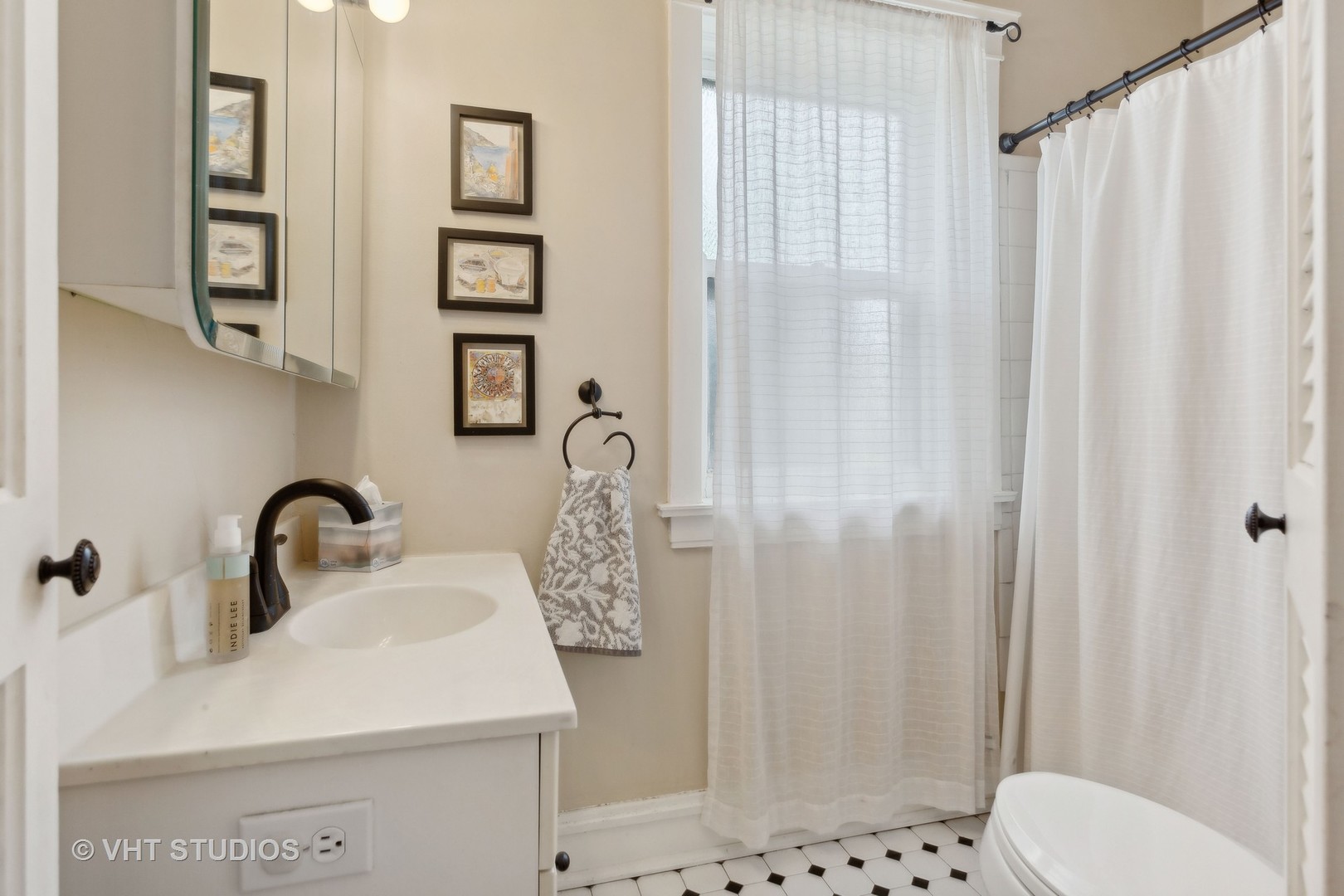 229 Main Street Unit: 3