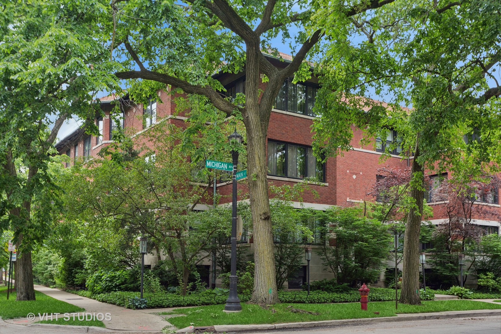 229 Main Street Unit: 3