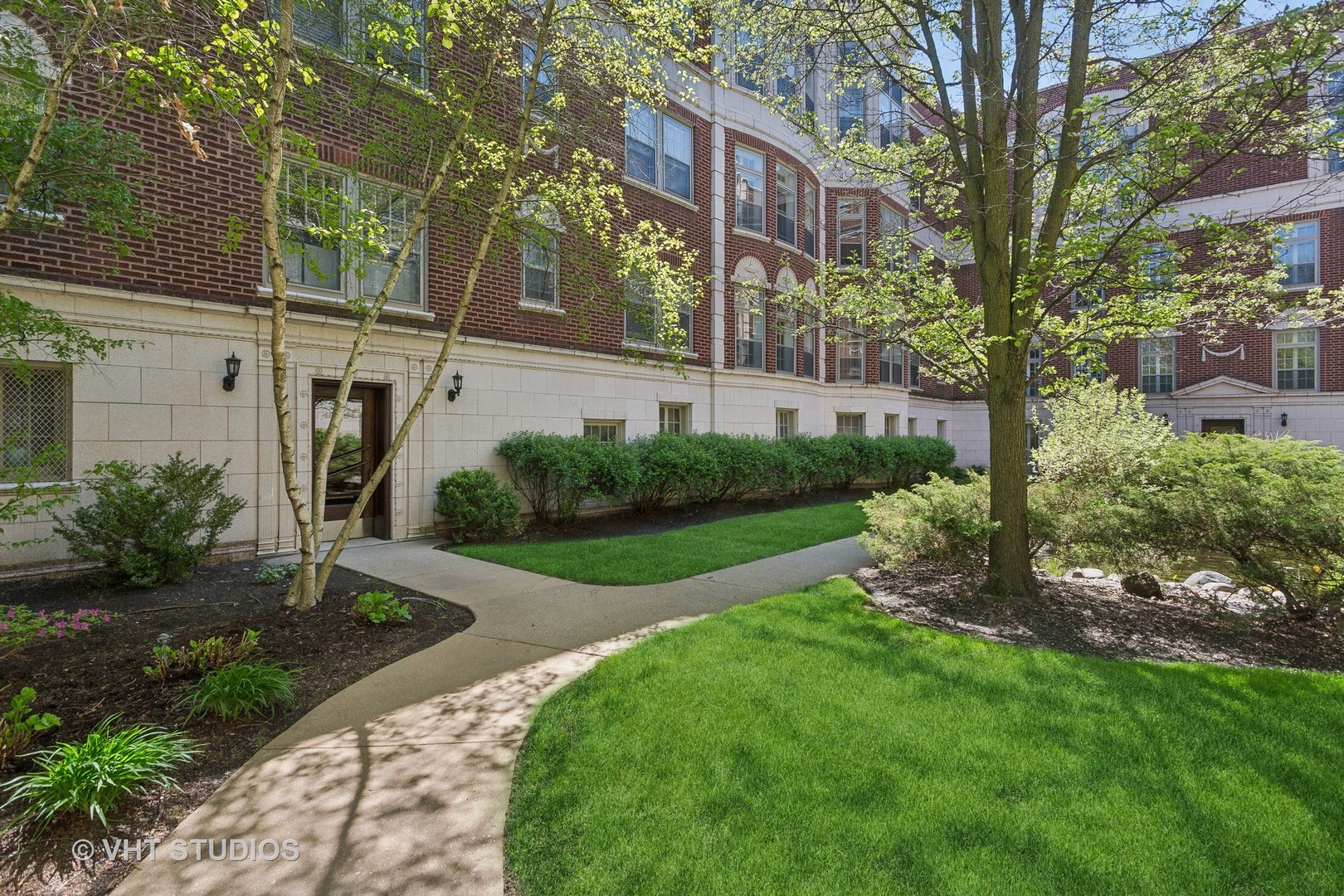 482 Sheridan Road Unit: 3