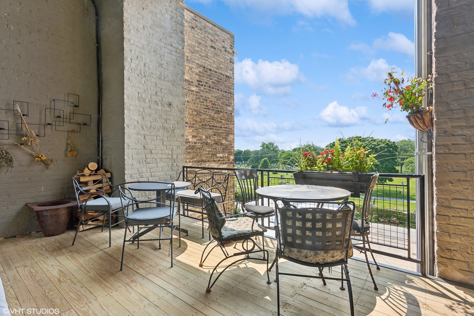 482 Sheridan Road Unit: 3