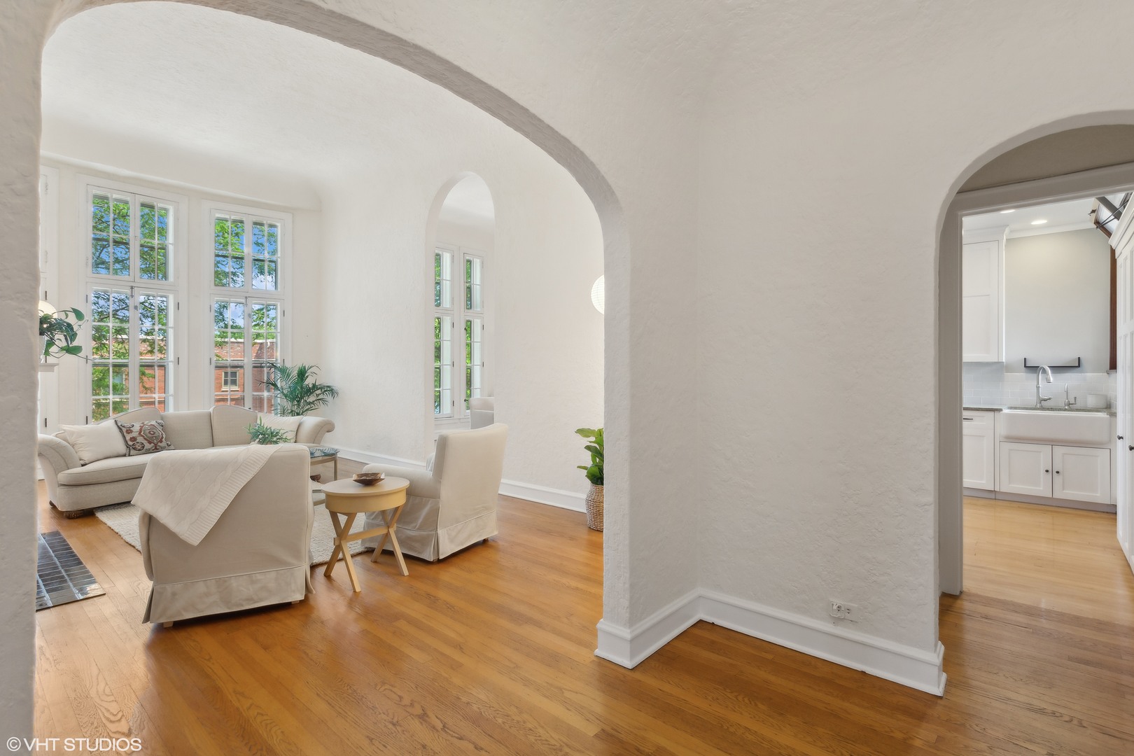 482 Sheridan Road Unit: 3