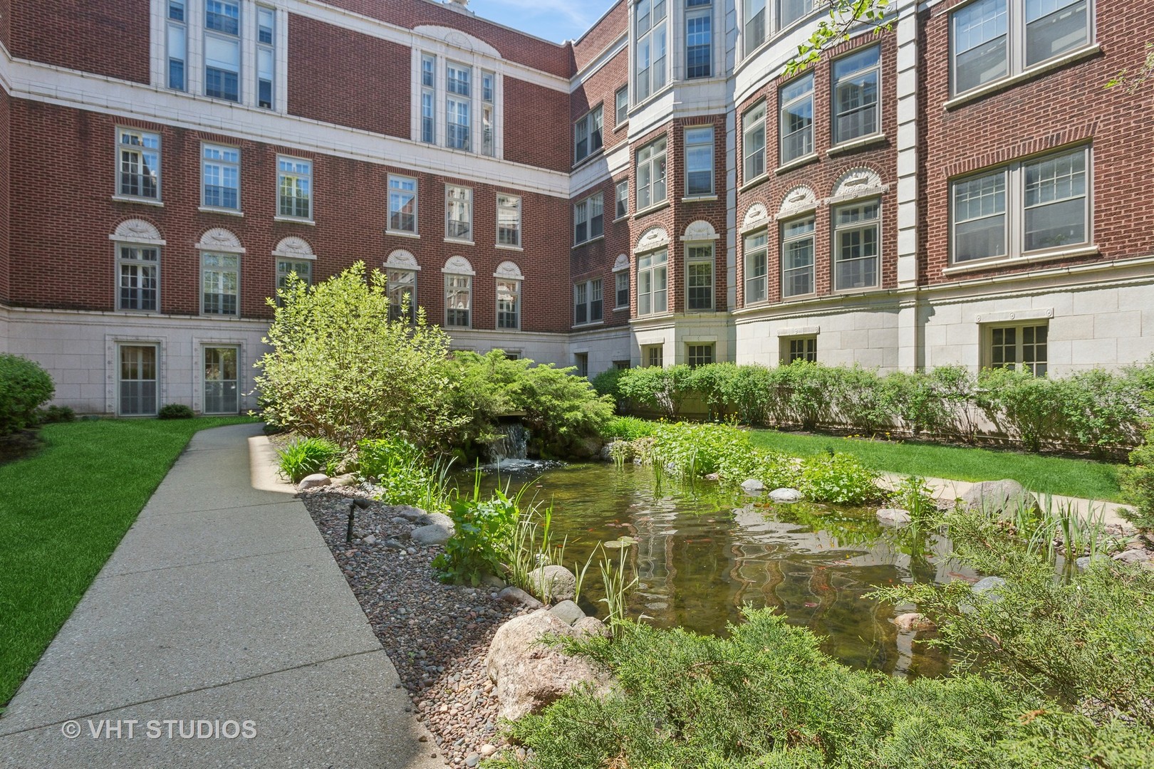 482 Sheridan Road Unit: 3