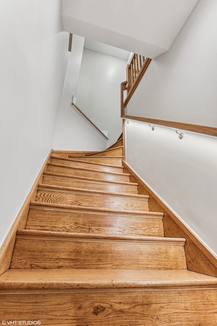 705 Reba Place