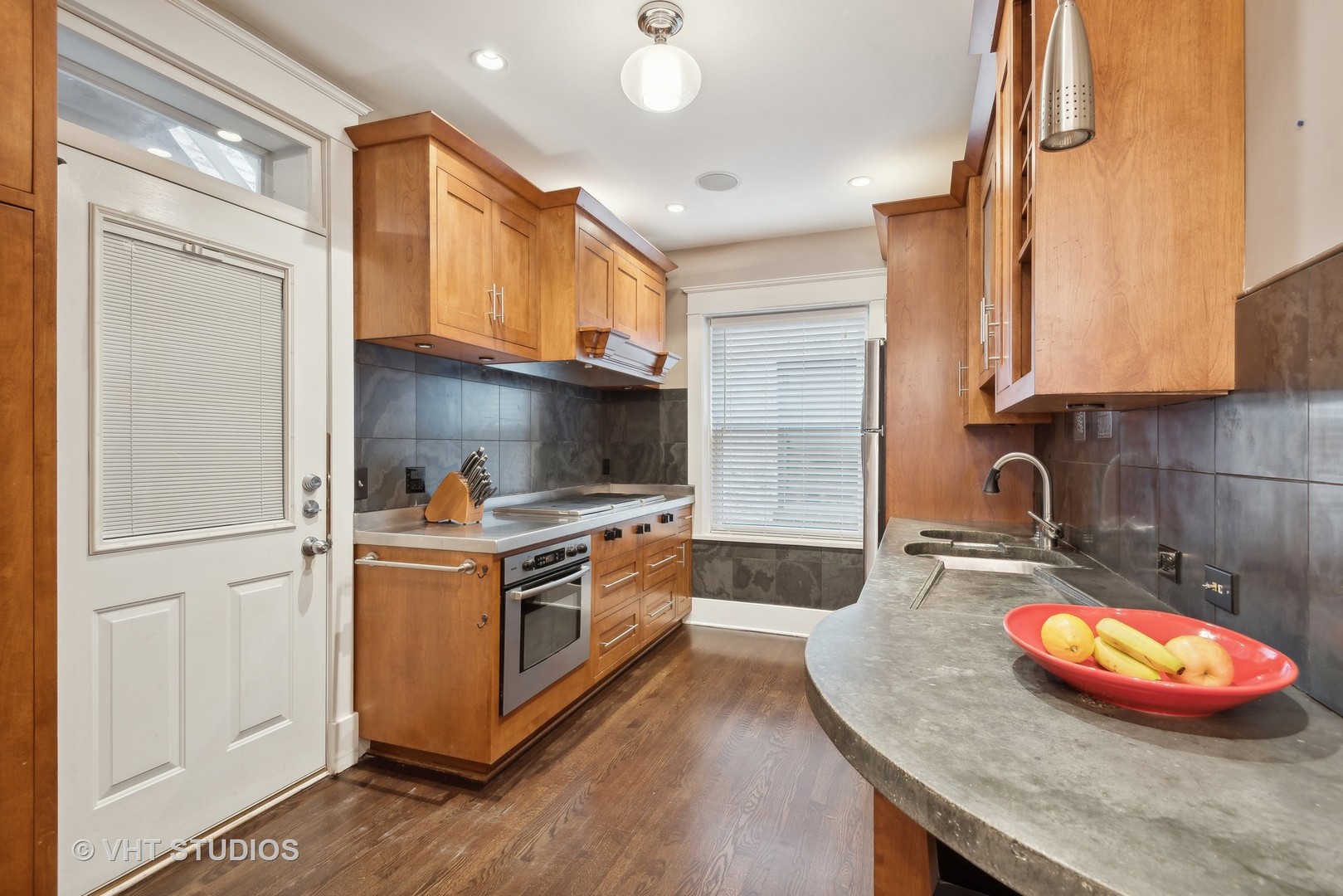 524 Sheridan Road Unit: 2A