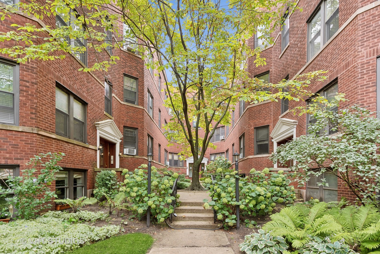 524 Sheridan Road Unit: 2A