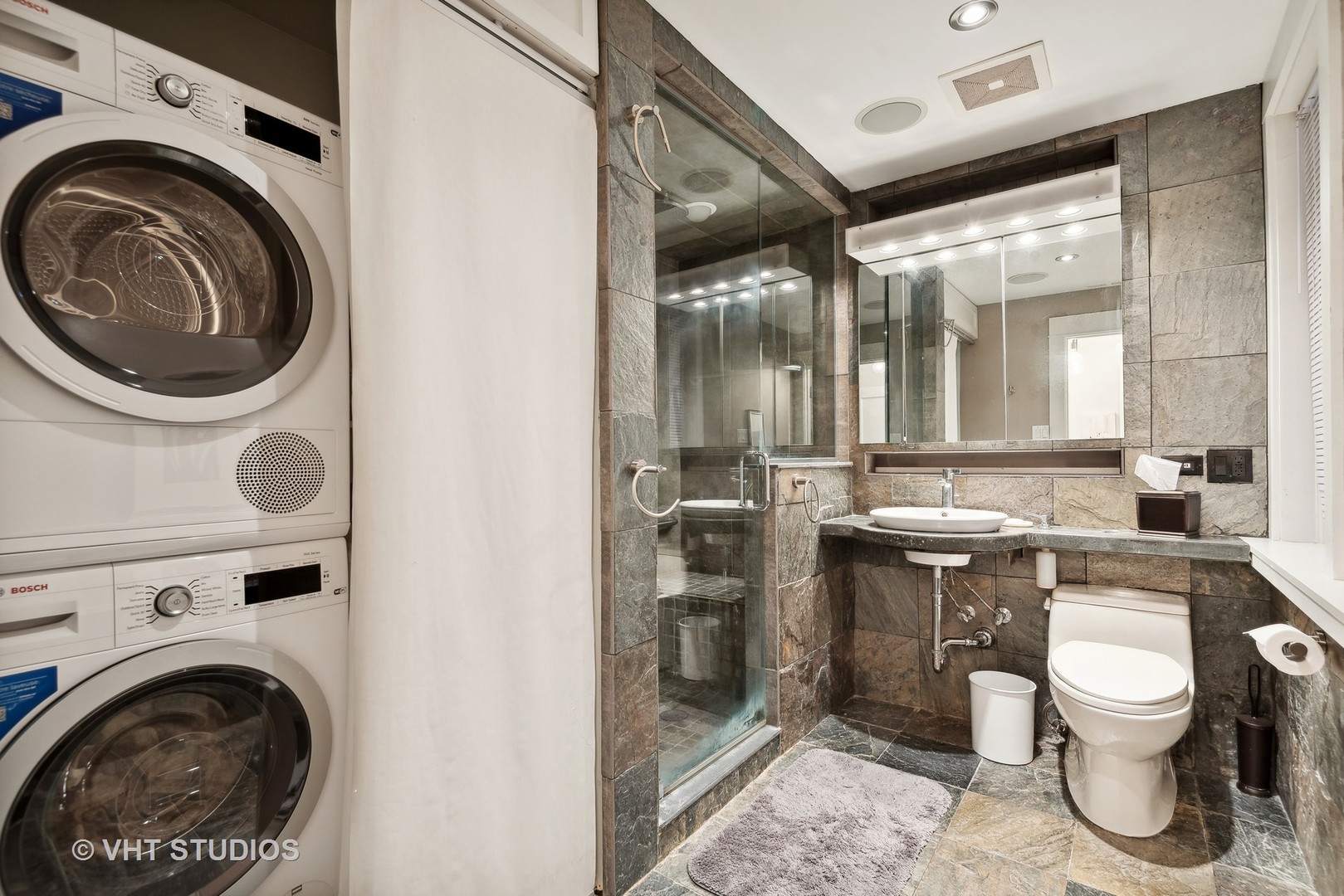 524 Sheridan Road Unit: 2A