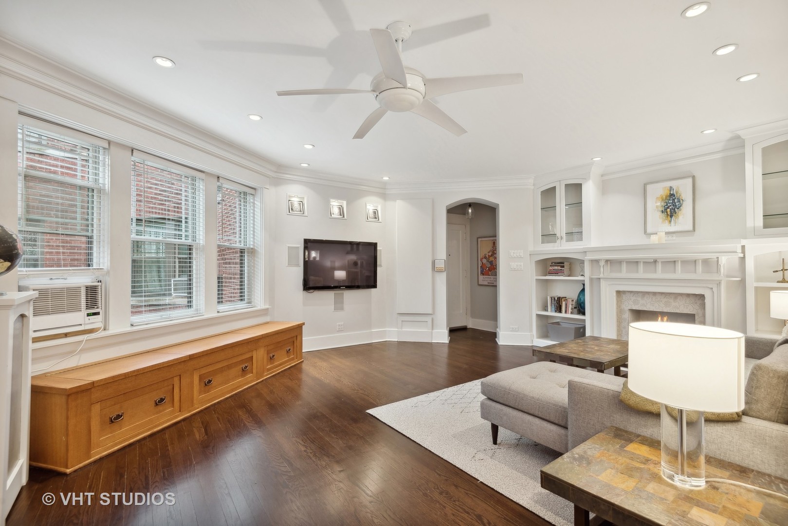 524 Sheridan Road Unit: 2A