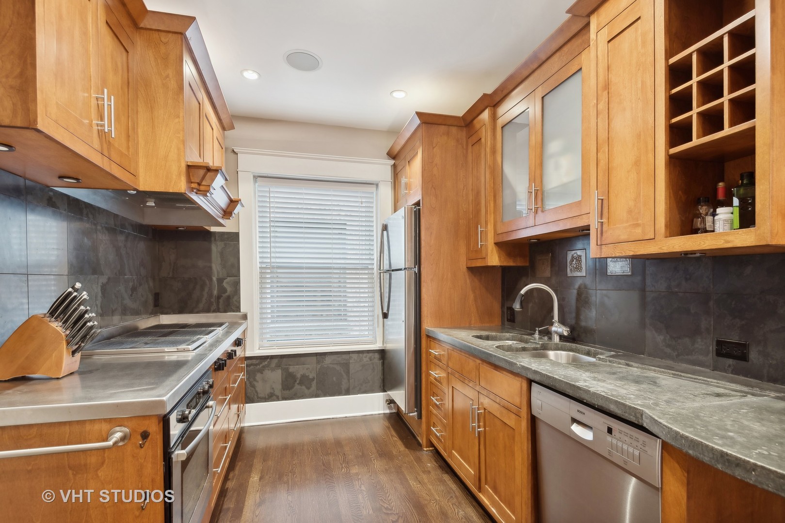524 Sheridan Road Unit: 2A