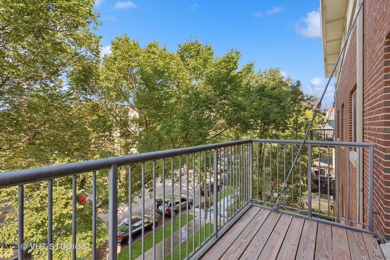 1319 Chicago Avenue Unit: 302
